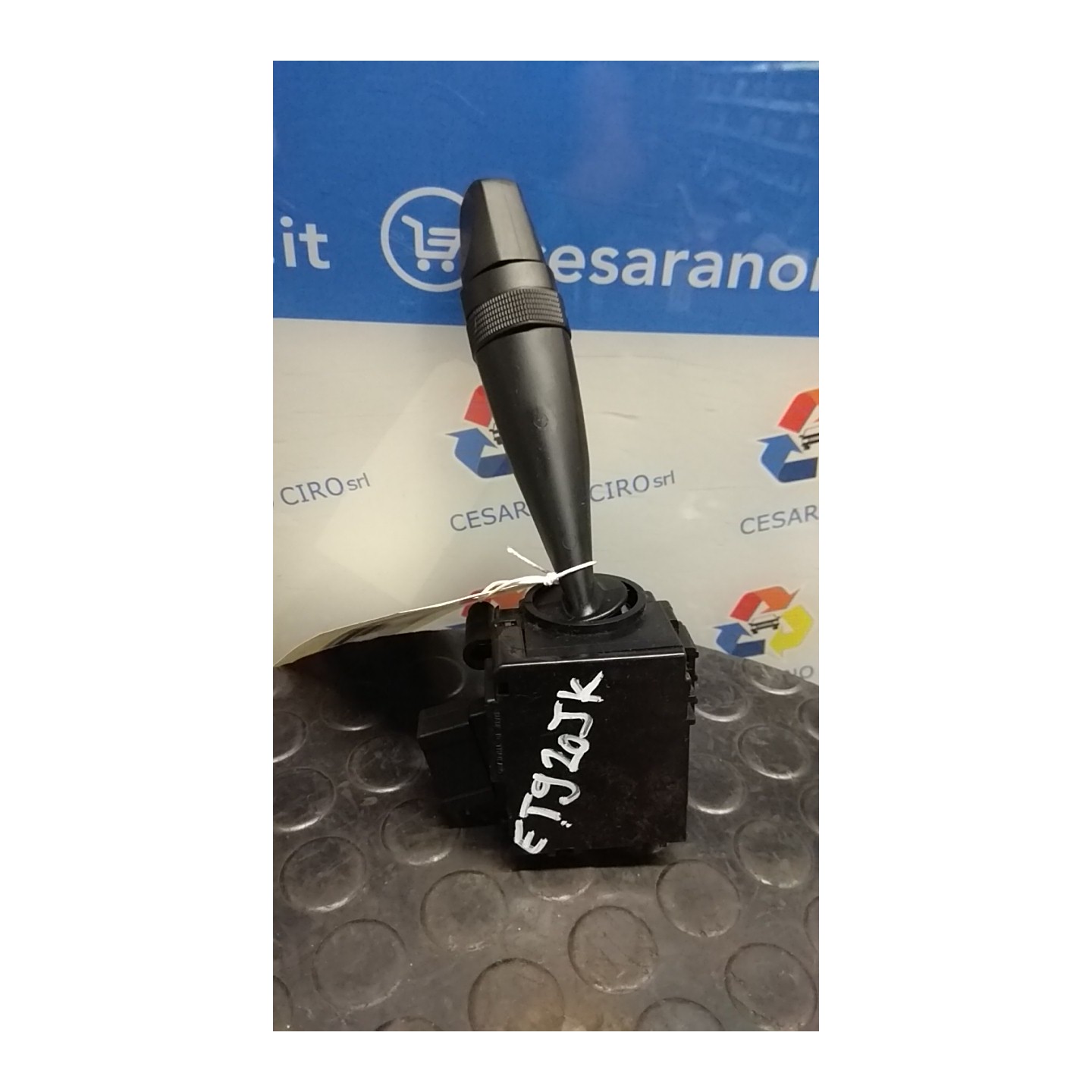 BLOCCO COMANDI TERGICRISTALLI 054 SUZUKI S-CROSS (09/13-12/16) D16AA 3731068L10000