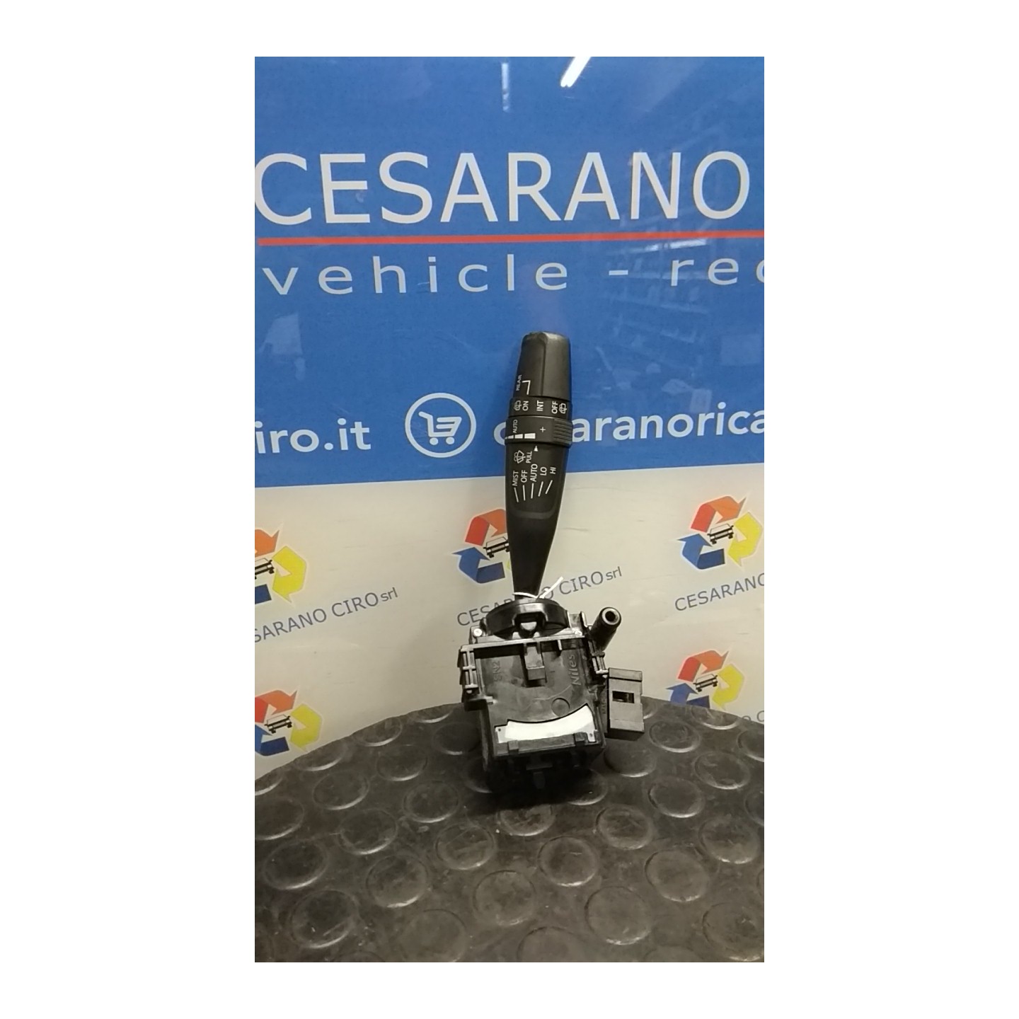 BLOCCO COMANDI TERGICRISTALLI 054 SUZUKI S-CROSS (09/13-12/16) D16AA 3731068L10000