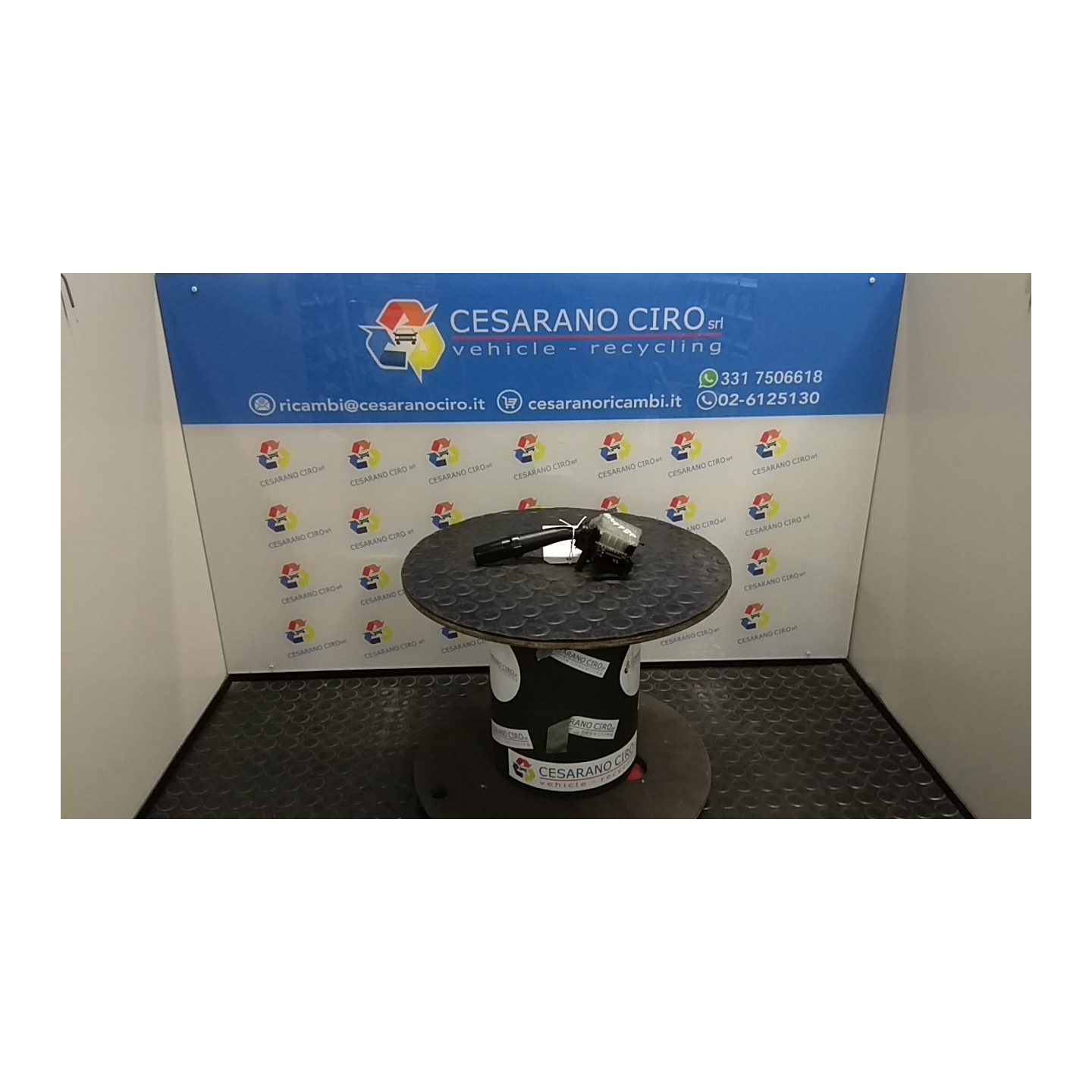 BLOCCO COMANDI TERGICRISTALLI 070 TOYOTA AVENSIS VERSO (09/01-11/03) 1CDFTV 8465228640