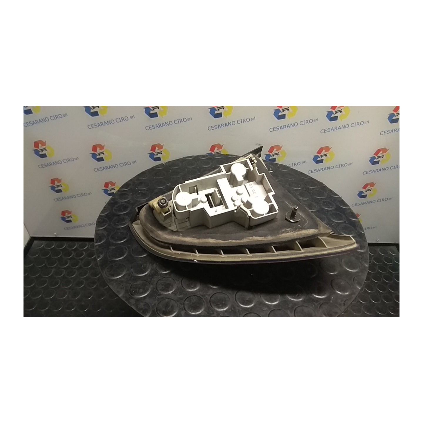 FANALE POST. PARTE EST. DX. 063 BMW SERIE 3 (E46) (05/98-09/01) 306D1 63218368758