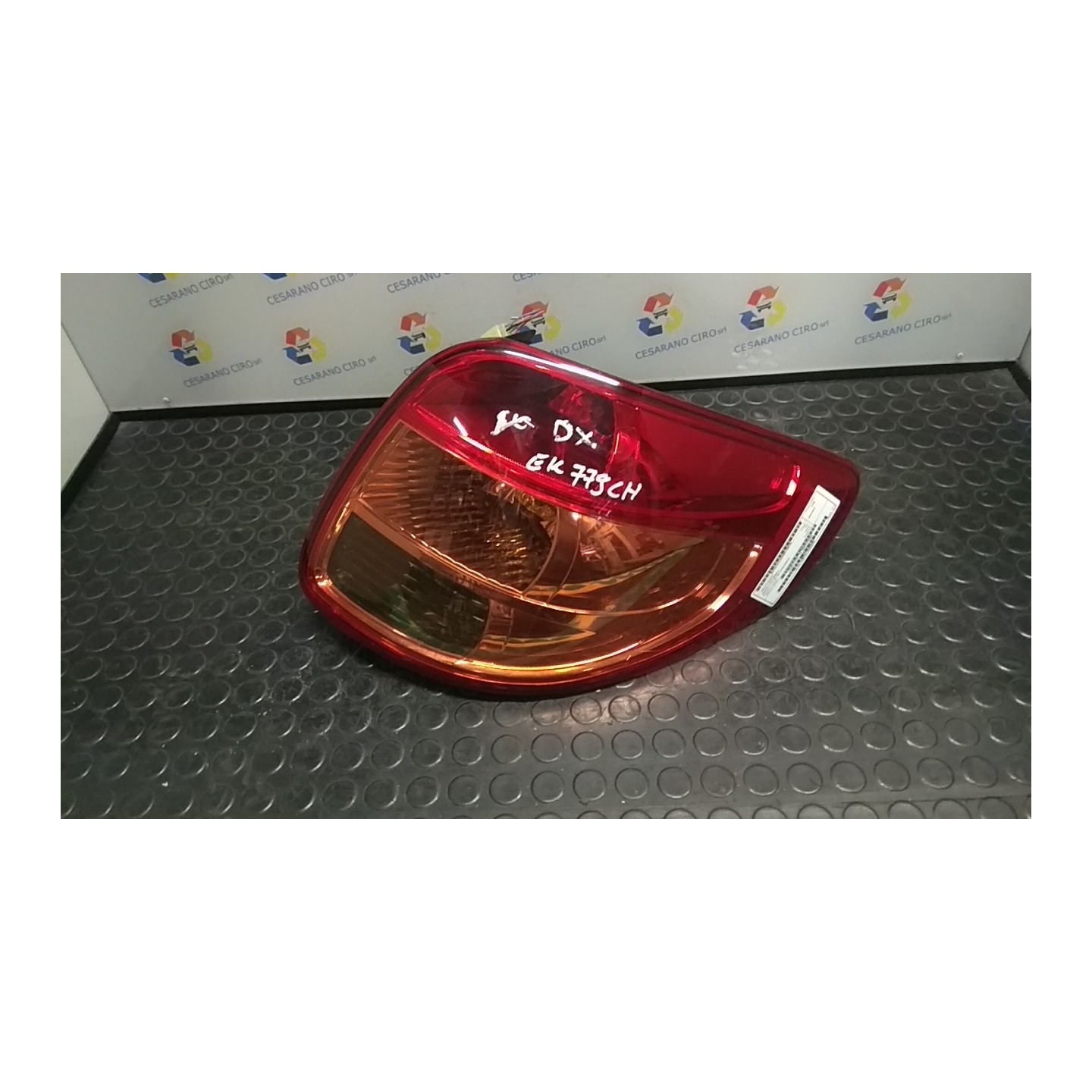 FANALE POST. DX. 108 SUZUKI SX4 (03/06-) M16A 3565079J00000