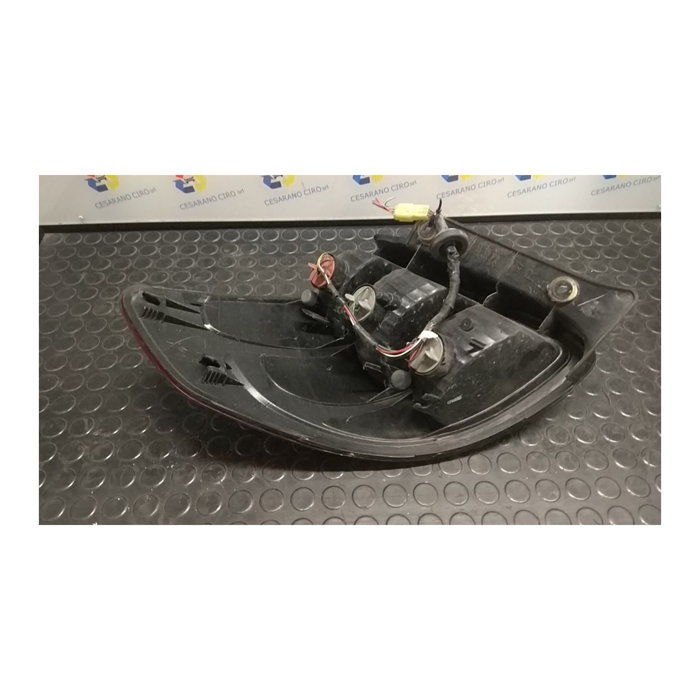 FANALE POST. DX. 108 SUZUKI SX4 (03/06-) M16A 3565079J00000