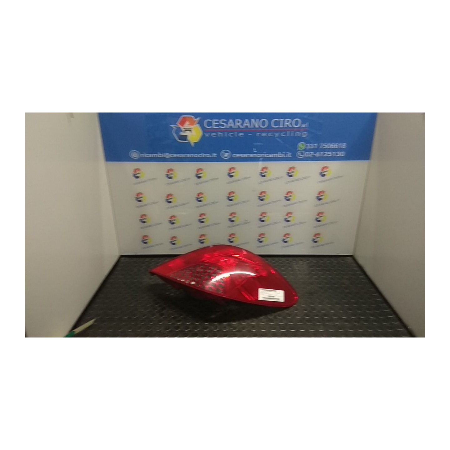 FANALE POST. DX. 104 PEUGEOT 207 (04/06-06/09) 8FS 6351Y7