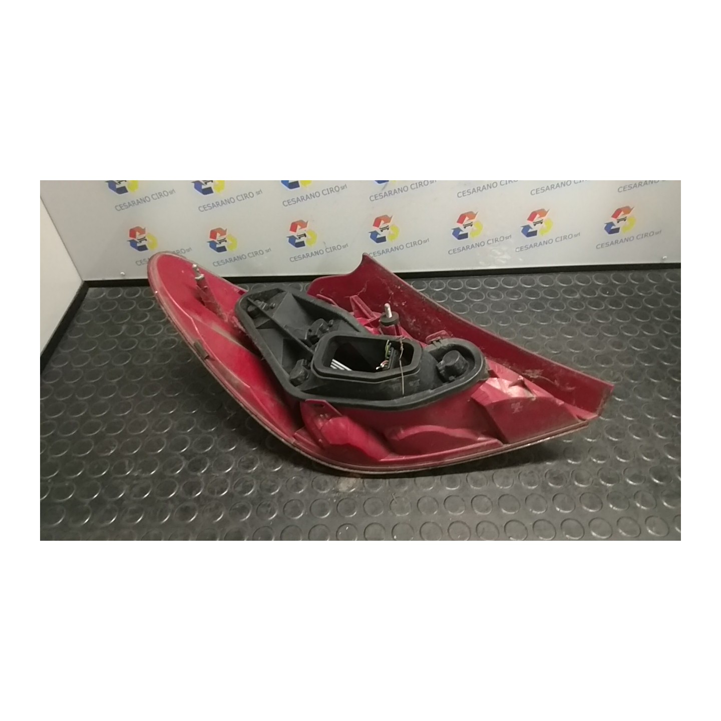 FANALE POST. DX. 104 PEUGEOT 207 (04/06-06/09) 8FS 6351Y7