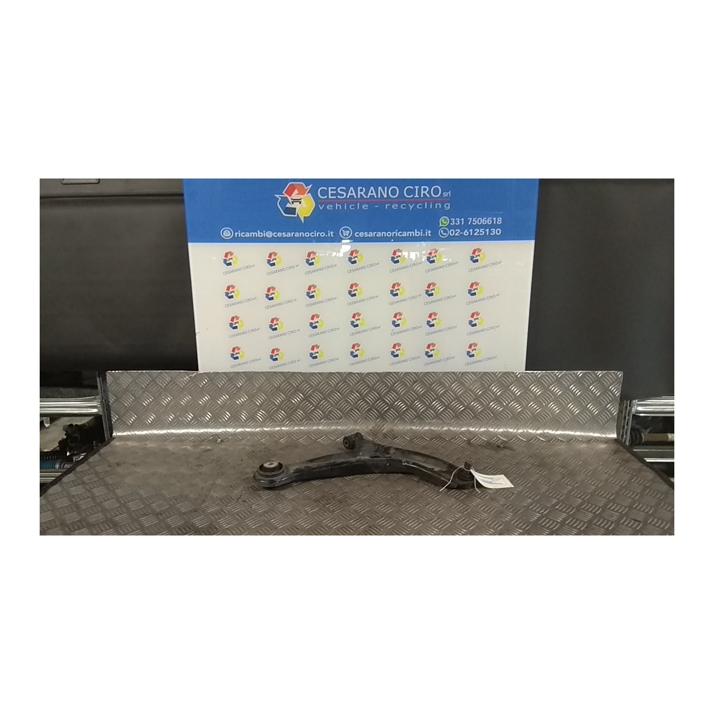BRACCIO OSCILLANTE SOSP. ANT. DX. 010 FORD FIESTA (CCN) (11/12-) XUJB 1737309