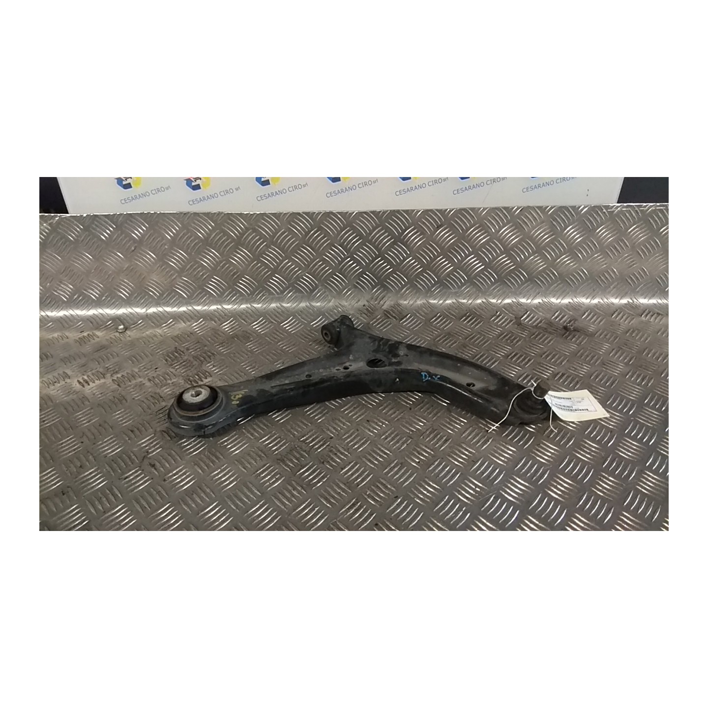 BRACCIO OSCILLANTE SOSP. ANT. DX. 010 FORD FIESTA (CCN) (11/12-) XUJB 1737309