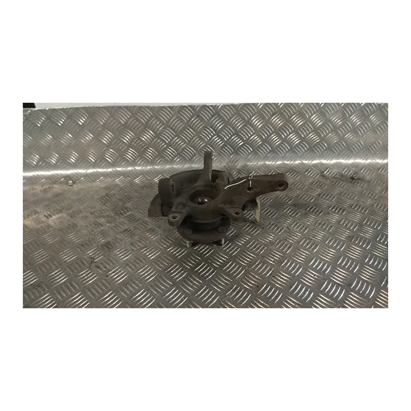 MONTANTE SOSP. ANT. SX. 104 NISSAN PIXO (UA0) (04/09-) K10B 400154A00B