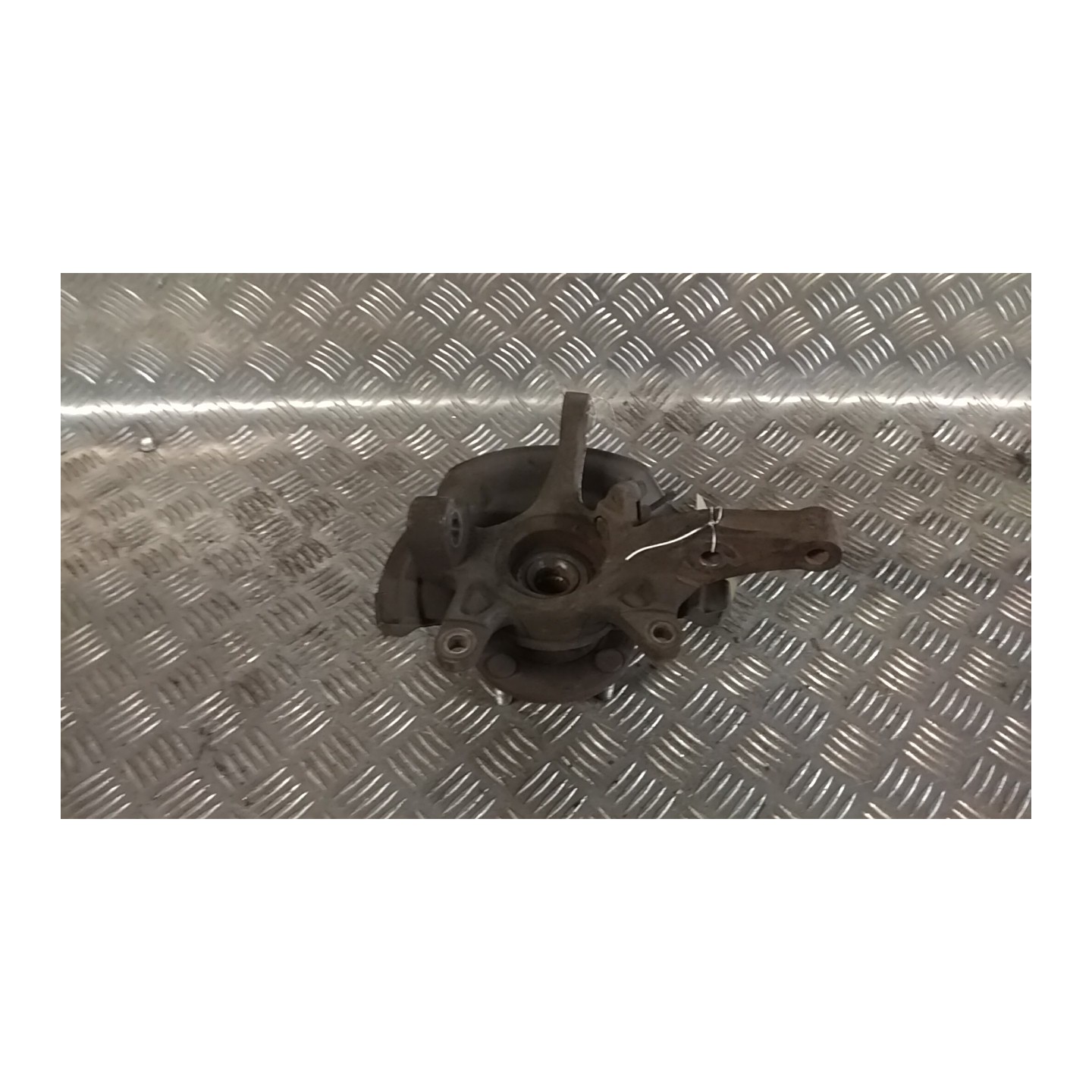 MONTANTE SOSP. ANT. SX. 104 NISSAN PIXO (UA0) (04/09-) K10B 400154A00B