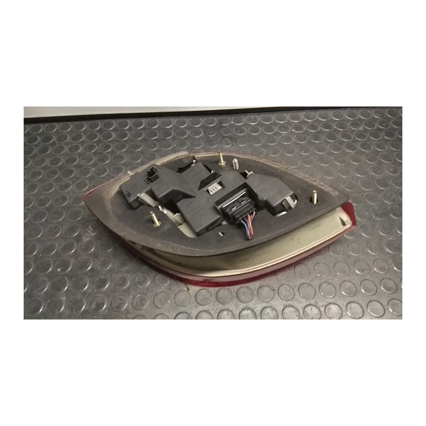 FANALE POST. DX. 067 FORD KA (CCQ) (11/96-10/08) A9A 1105789