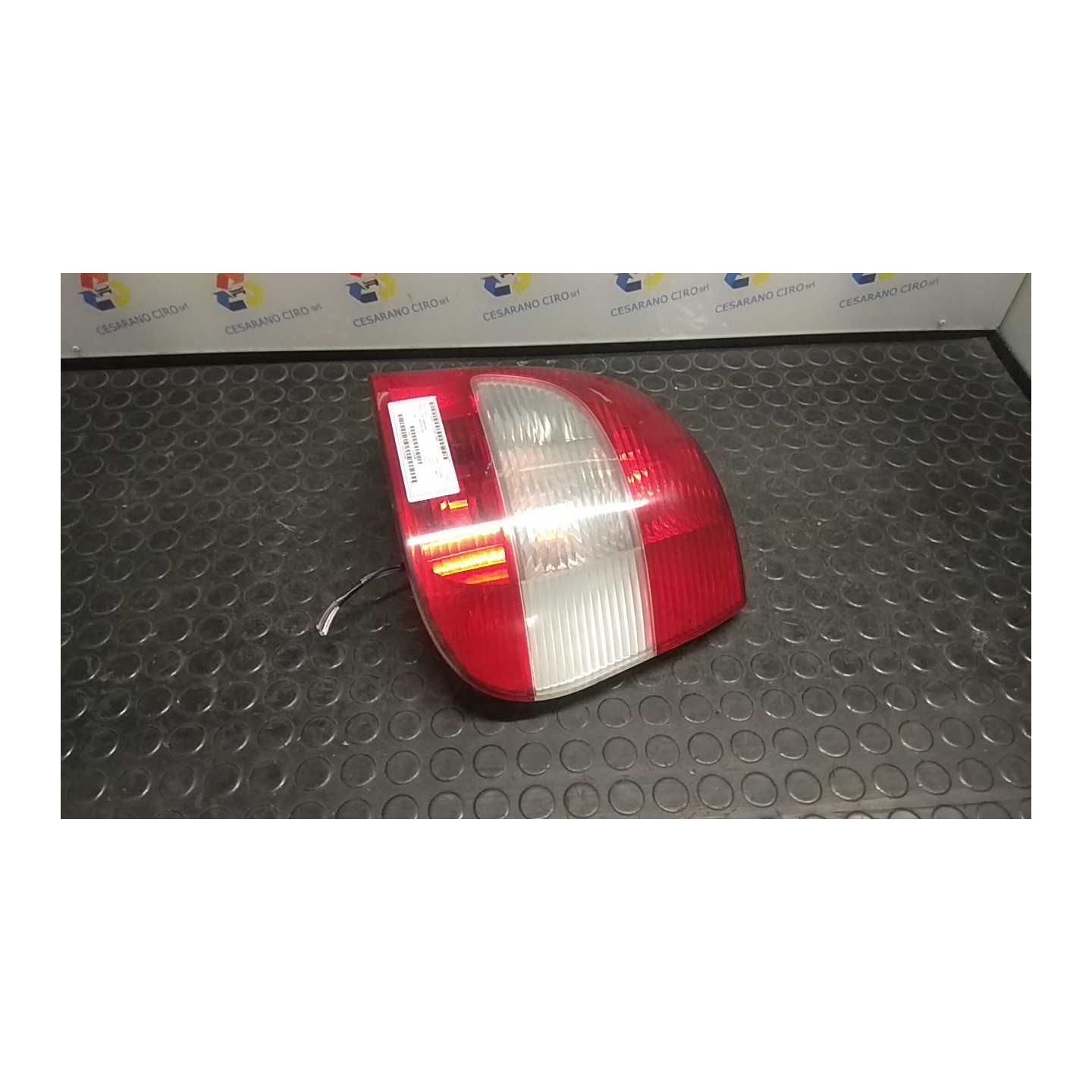 FANALE POST. DX. 033 RENAULT SCENIC (03/99-05/03) K4MA7 7700428055