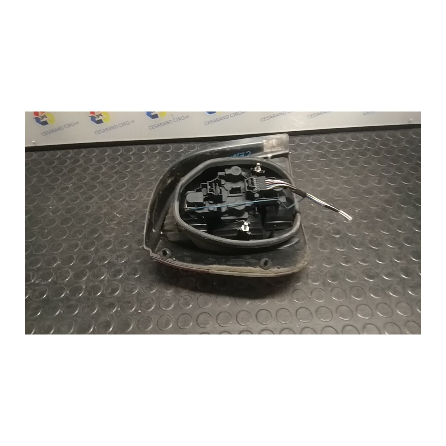 FANALE POST. DX. 033 RENAULT SCENIC (03/99-05/03) K4MA7 7700428055