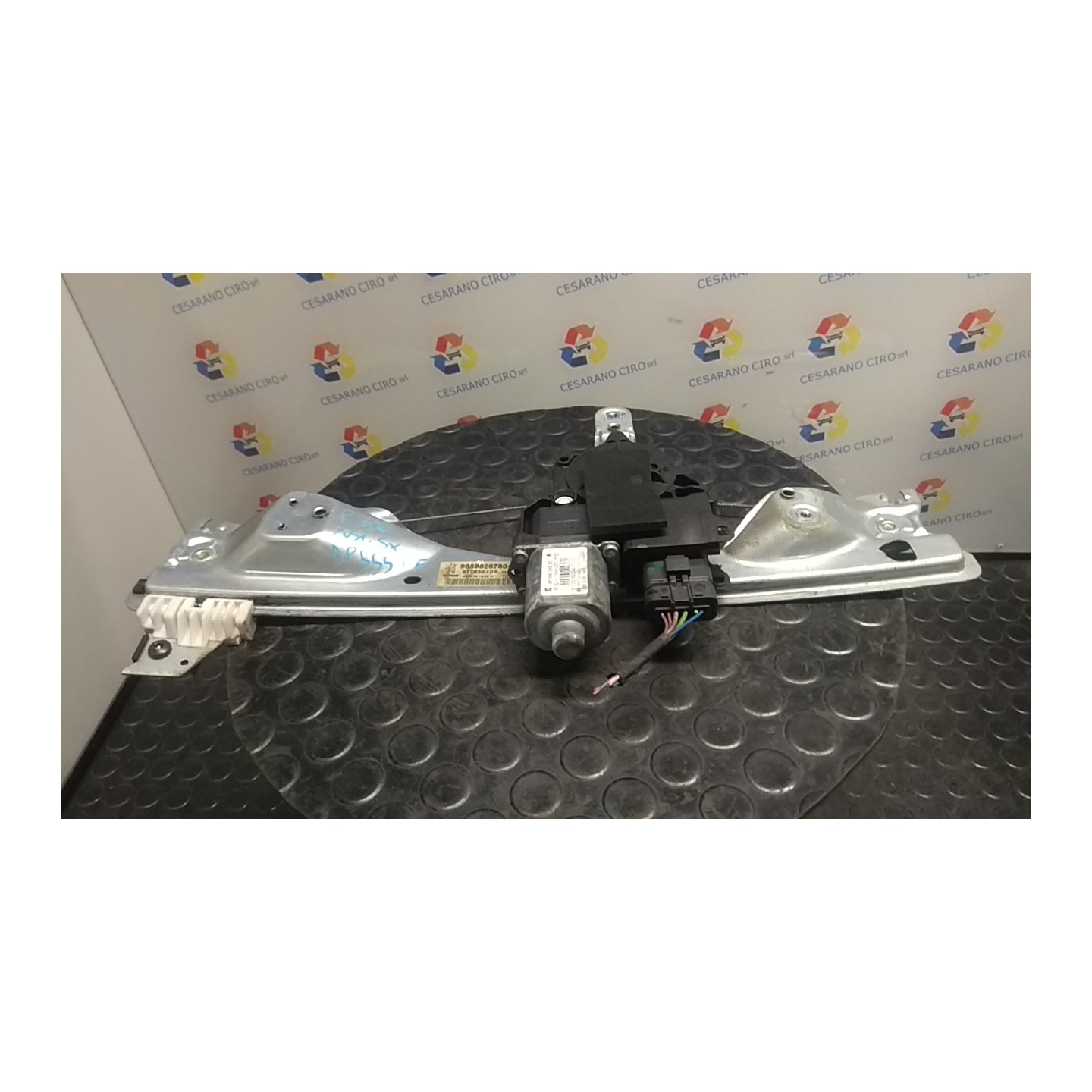 ALZACRISTALLO ELETTR. PORTA POST. SX. 051 PEUGEOT 308 (08/07-03/14) 9HZ 9223C9