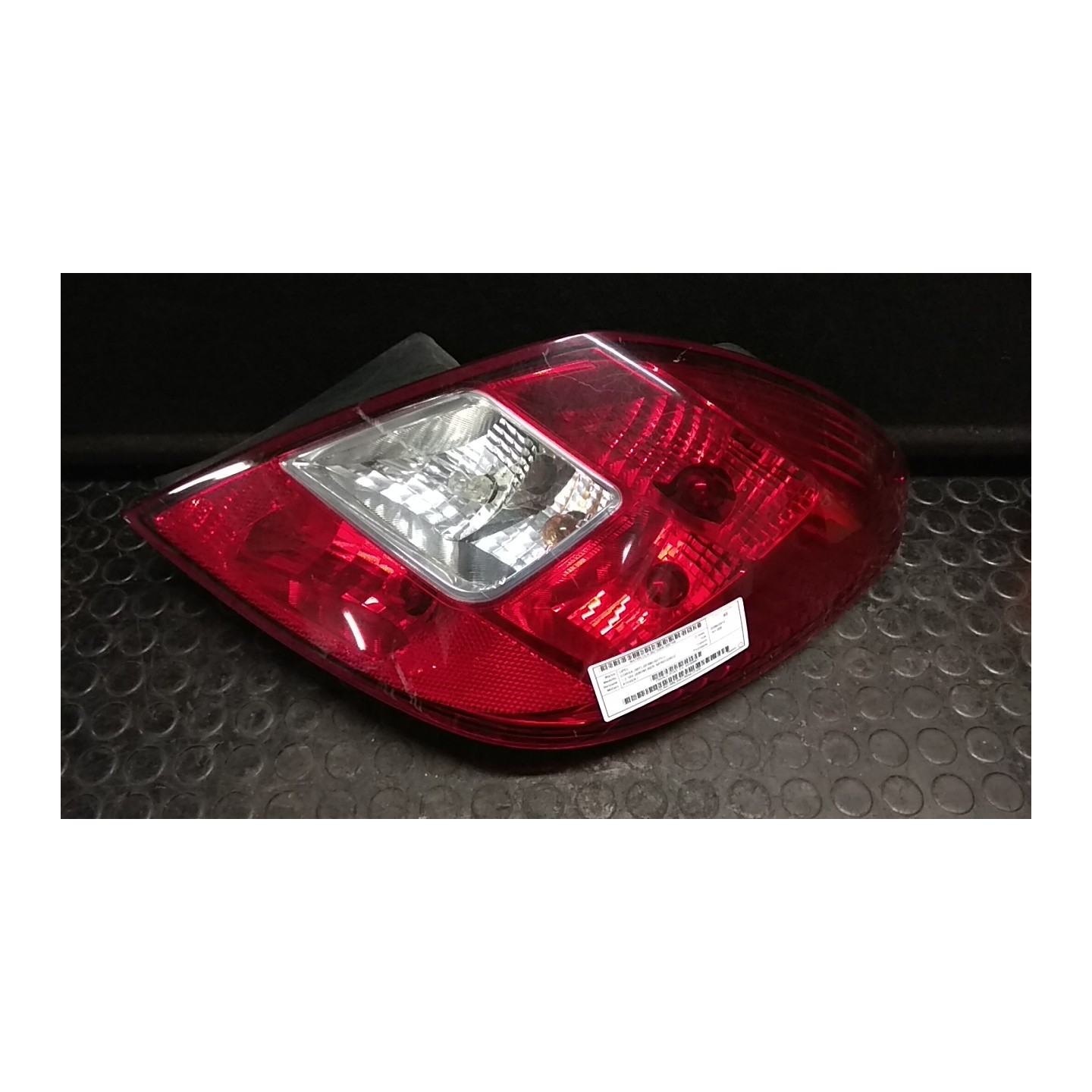 FANALE POST. DX. 166 OPEL CORSA (S07) (07/06-02/11) A12XER 93190951