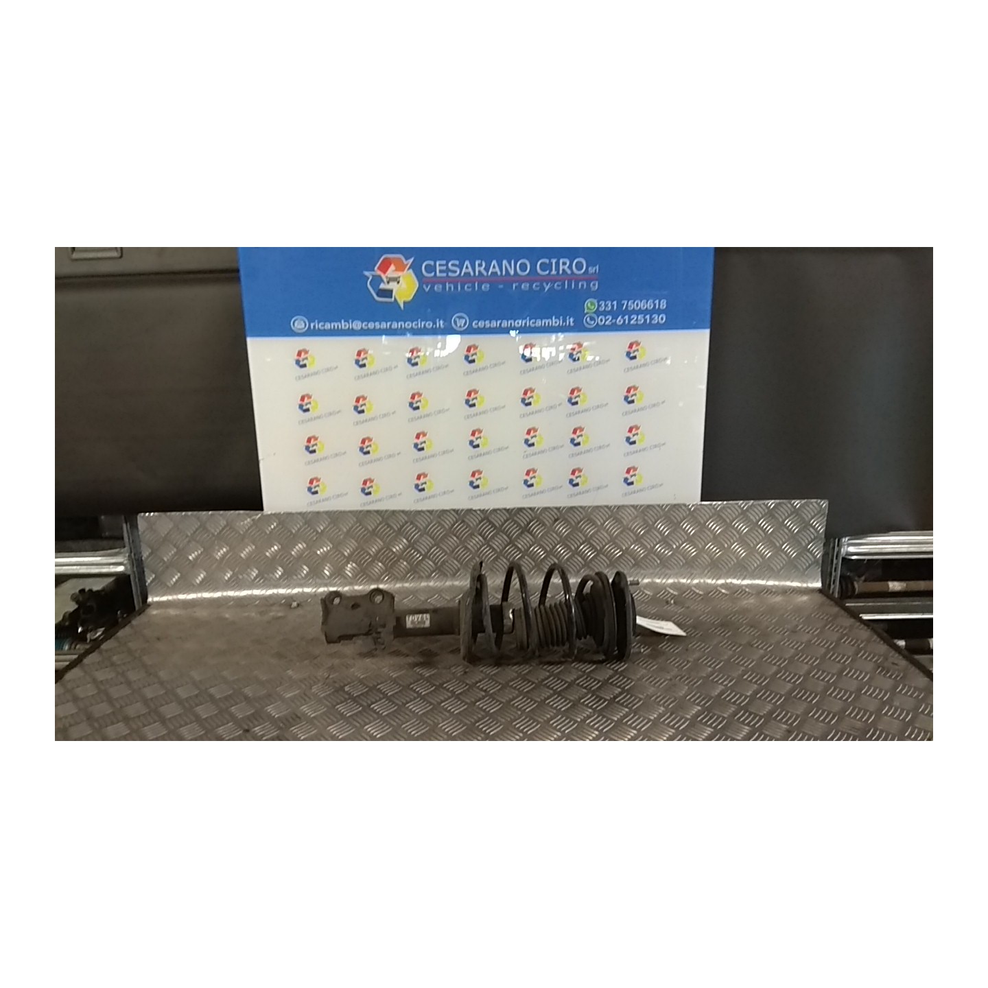 AMMORTIZZATORE ANT. SX. 008 TOYOTA AURIS (01/07-) 1ADFTV 4852080106