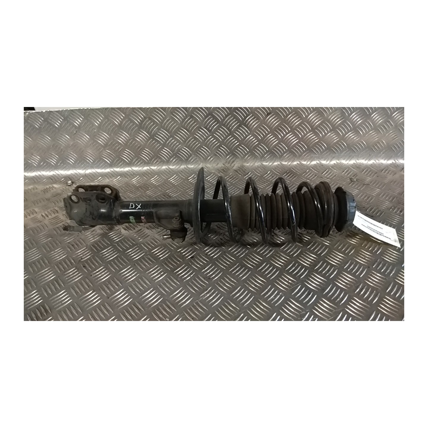 AMMORTIZZATORE ANT. DX. 010 TOYOTA YARIS (09/11-) 1KR-FE 485100D810