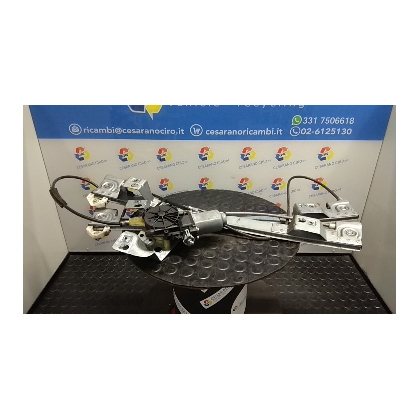 ALZACRISTALLO ELETTR. PORTA ANT. CON MOTORINO SX. 035 RENAULT KANGOO (01/08-) K4MG8 807213441R