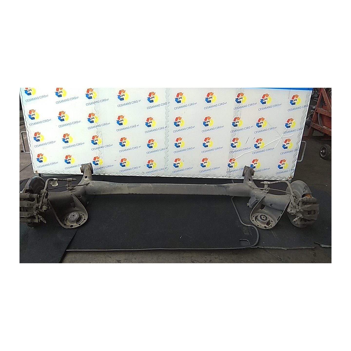 ASSALE POST. P/FRENI A DISCO 069 KIA RIO 3A SERIE (01/15-10/17) G4LA 551001W610