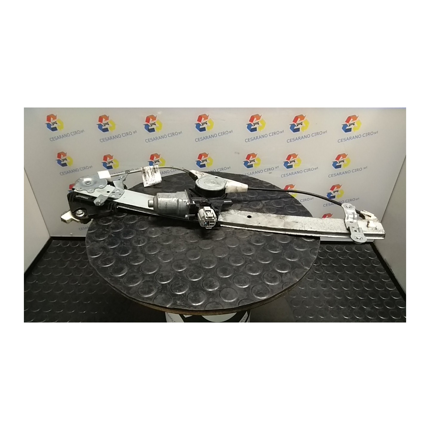 ALZACRISTALLO ELETTR. PORTA ANT. SX. 038 SUBARU IMPREZA 3A SERIE (10/07-) EJ20 61041FG010