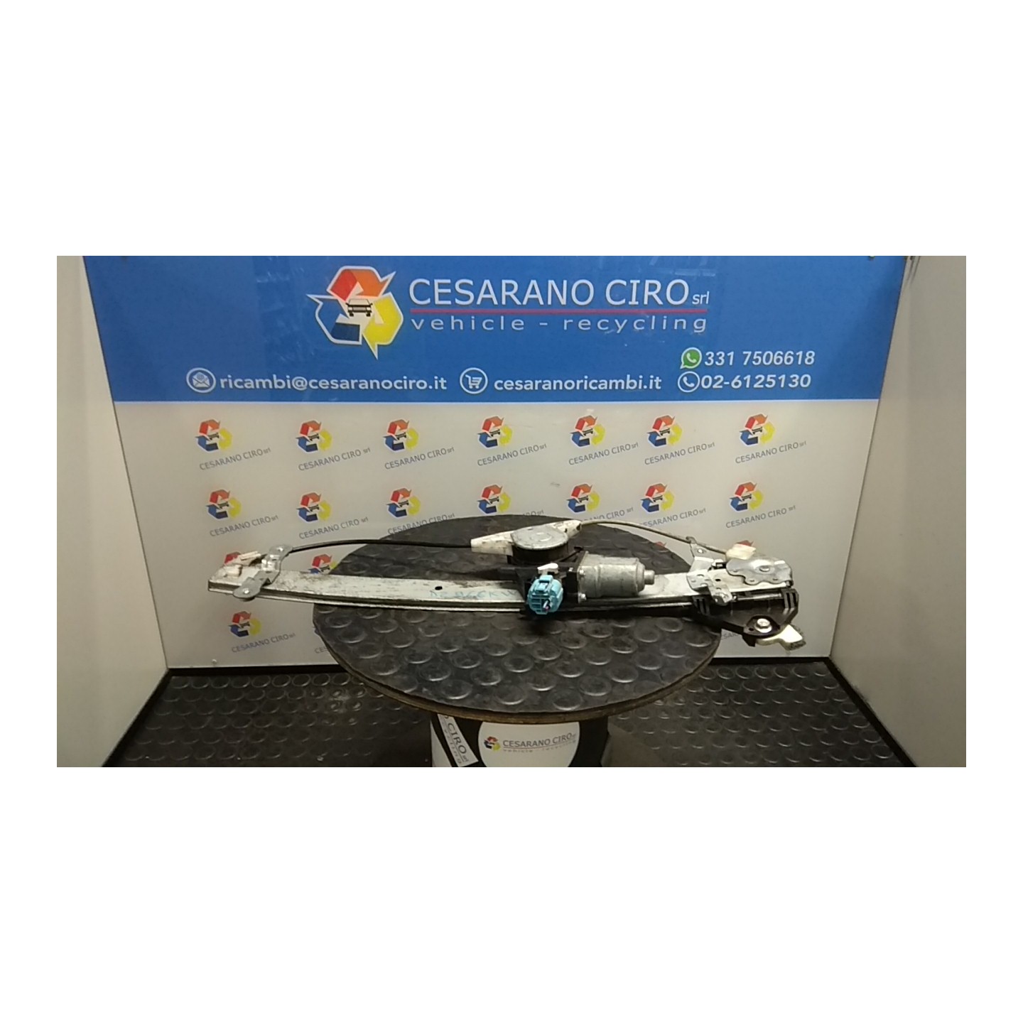 ALZACRISTALLO ELETTR. PORTA ANT. DX. 039 SUBARU IMPREZA 3A SERIE (10/07-) EJ20 61041FG000