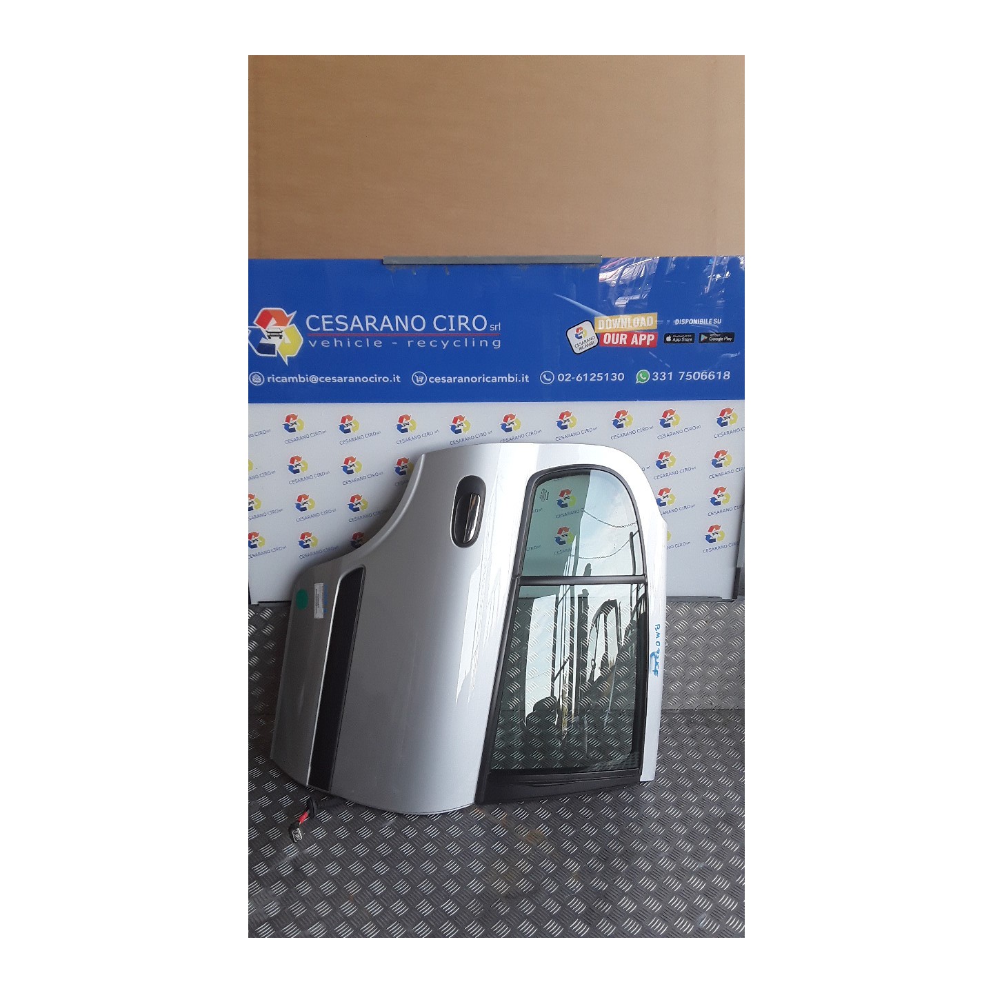 PORTA POST. DX. 010 NISSAN ALMERA (N16E) (03/00-10/06) QG15 821005M431
