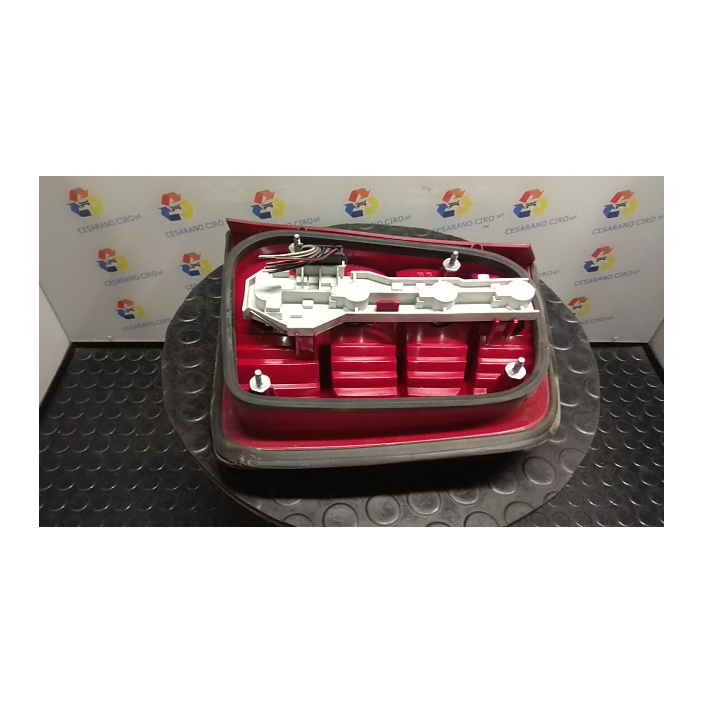 FANALE POST. SX. 042 SKODA FABIA (6Y) (01/00-11/07) BUD 6Y9945111D
