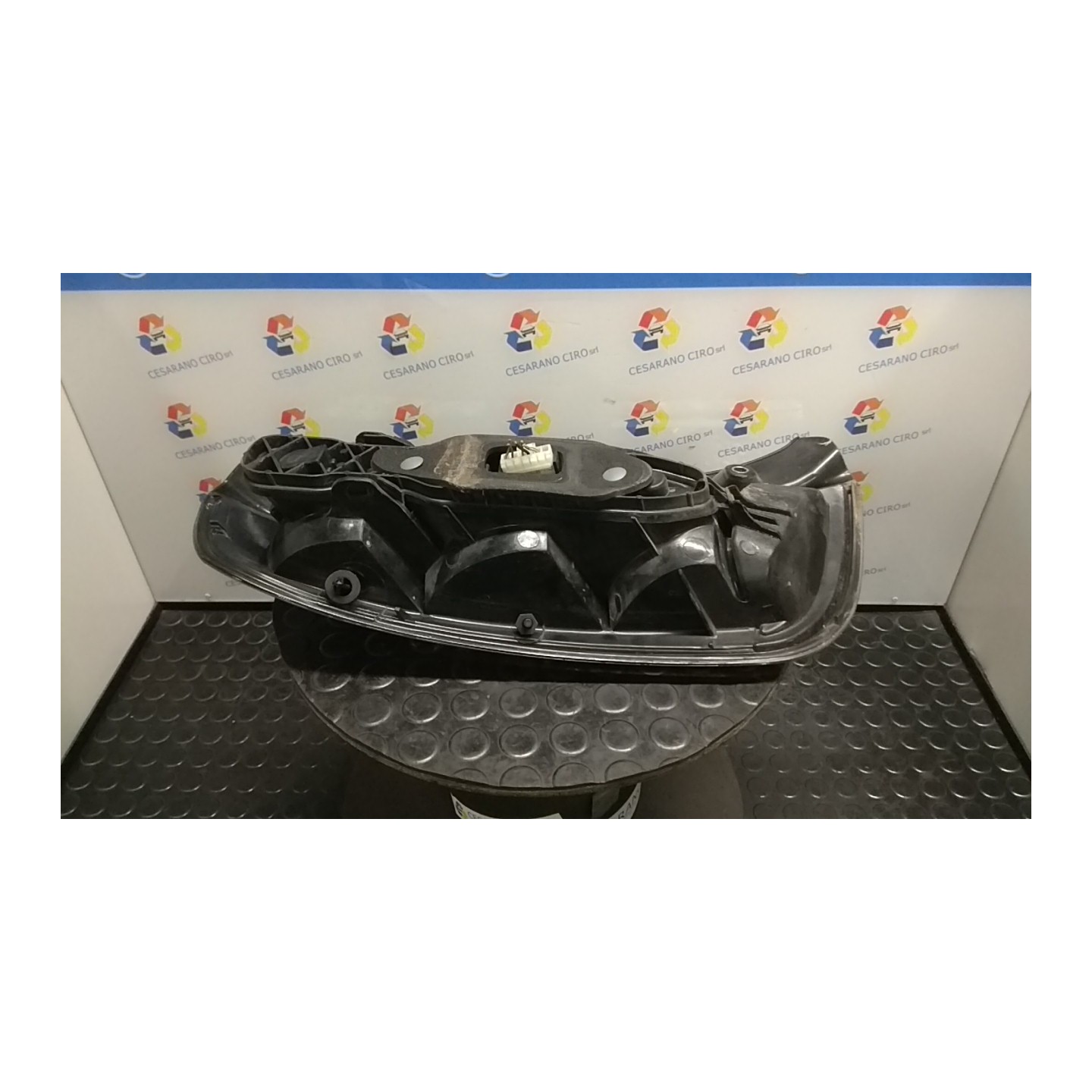 FANALE POST. DX. 072 LANCIA YPSILON (TI) (12/08-06/13) 350A1000 51786657