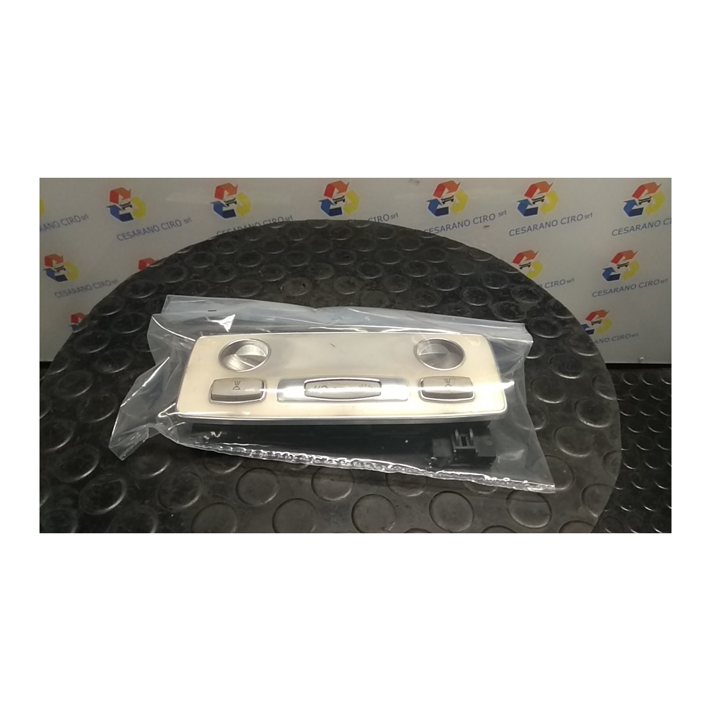 LUCE CORTESIA ANT. TETTO 014 RENAULT ESPACE 3A SERIE (03/06-) M9RC7 8200379368