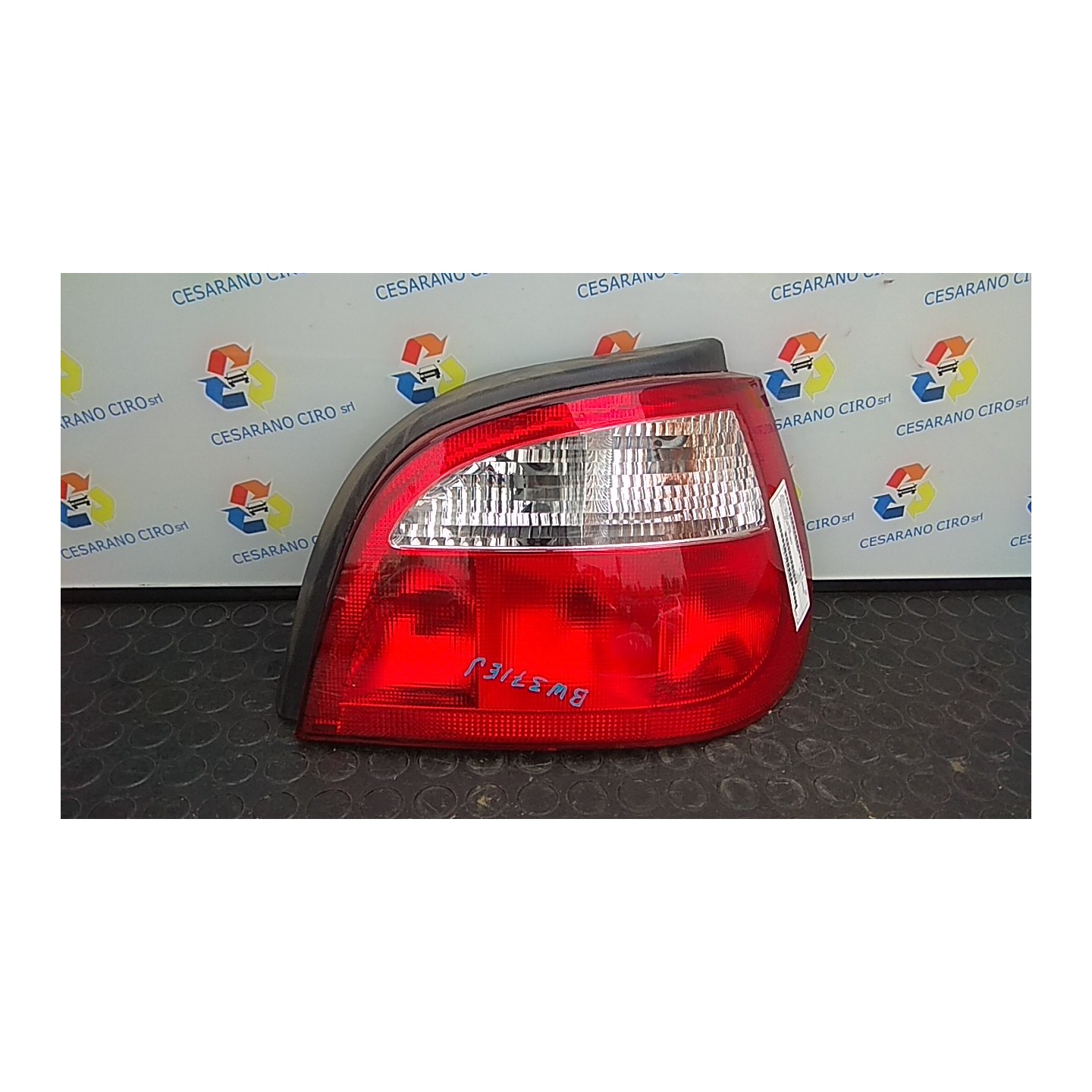 FANALE POST. DX. 232 RENAULT MEGANE 1A SERIE (03/99-06/03) K4JC7 7700428321