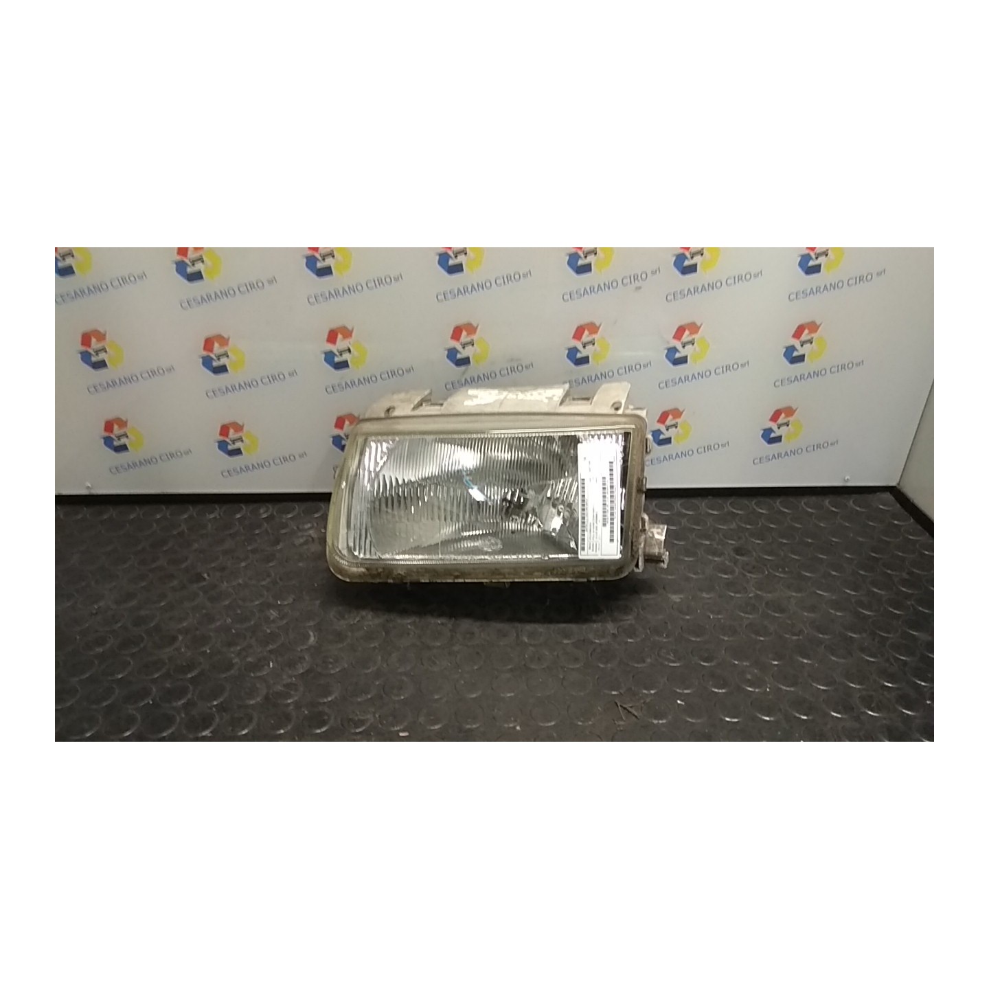 PROIETTORE HELLA SX. 107 VOLKSWAGEN POLO 3A SERIE (11/94-09/01) AEX 6N1941017AA