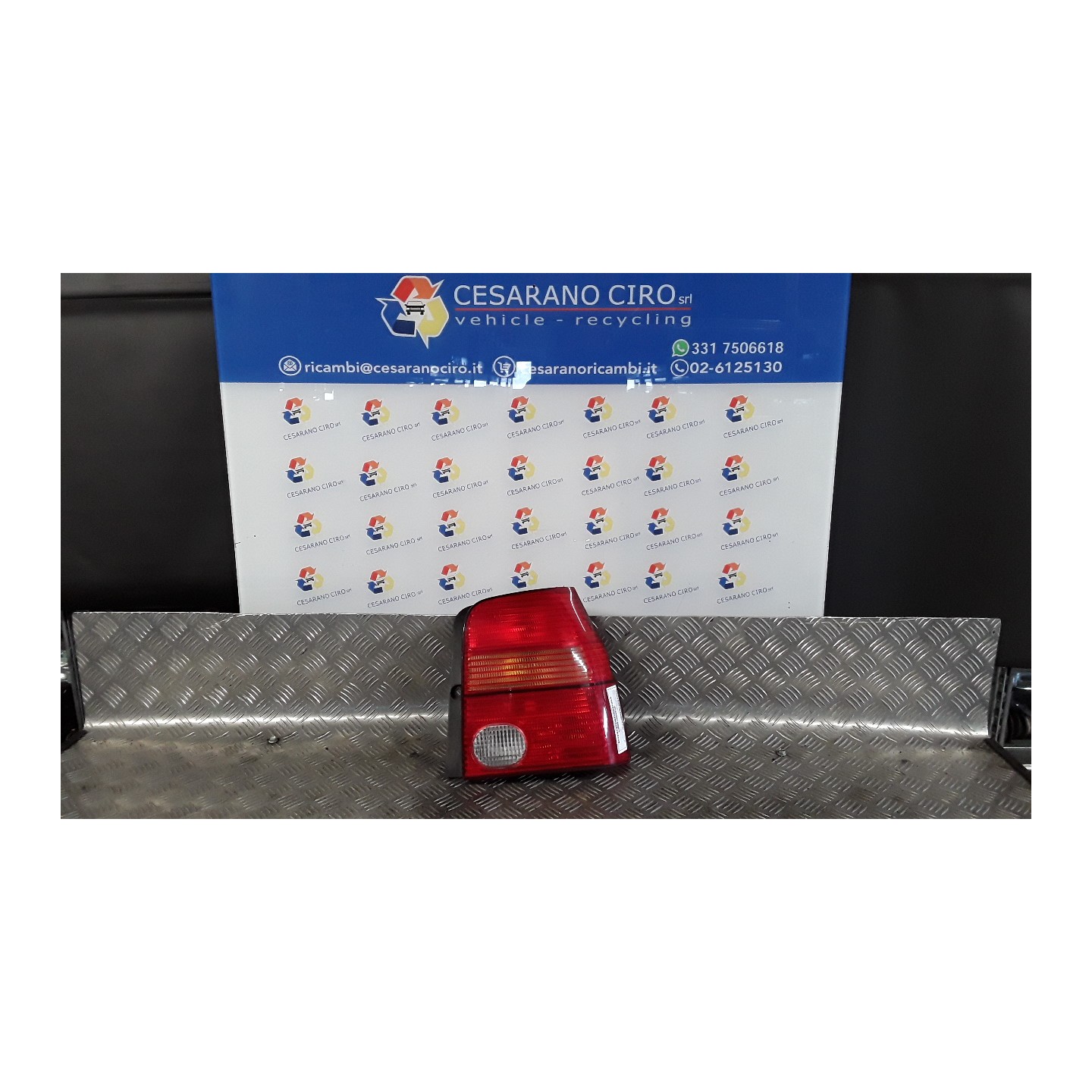 FANALE POST. DX. 058 VOLKSWAGEN LUPO (6X) (09/98-05/05) AUD 6X0945096E