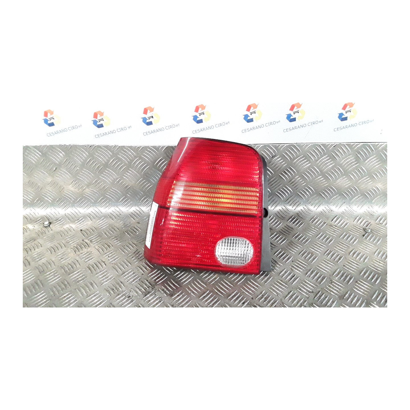 FANALE POST. SX. 059 VOLKSWAGEN LUPO (6X) (09/98-05/05) AUD 6X0945095D