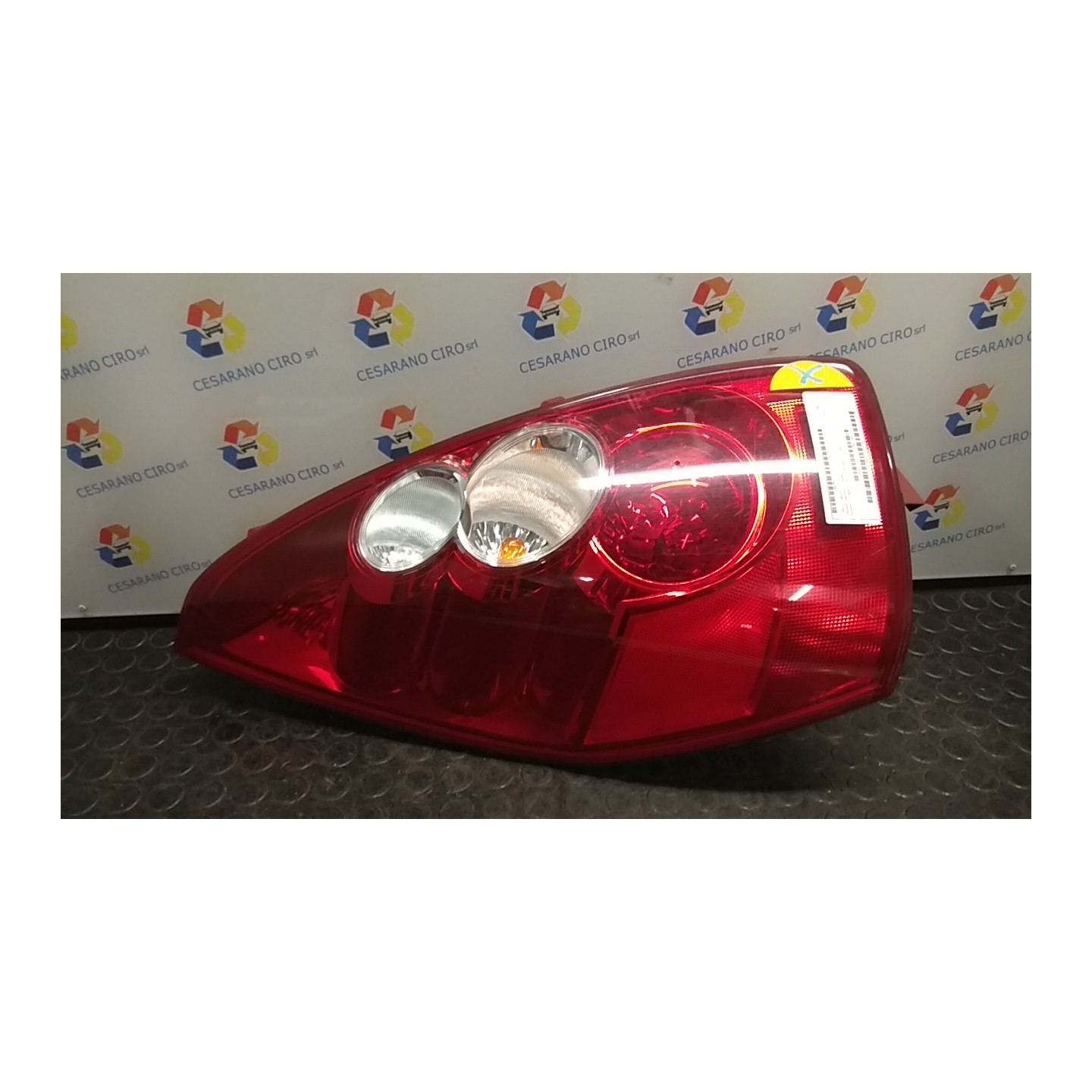 FANALE POST. SX. 165 MAZDA MAZDA 5 1A SERIE (07/05-10/10 RF C23551160E