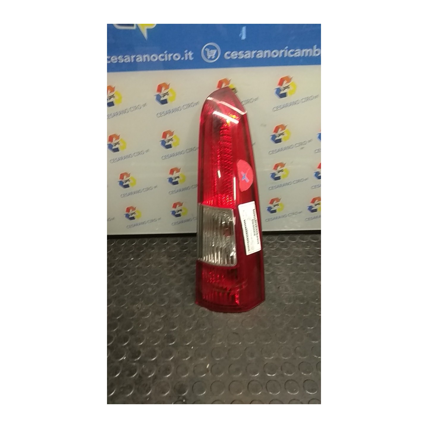 FANALE POST. PARTE SUP. DX. 170 VOLVO V70/XC70 (01/00-10/07) B5244T3 30655375