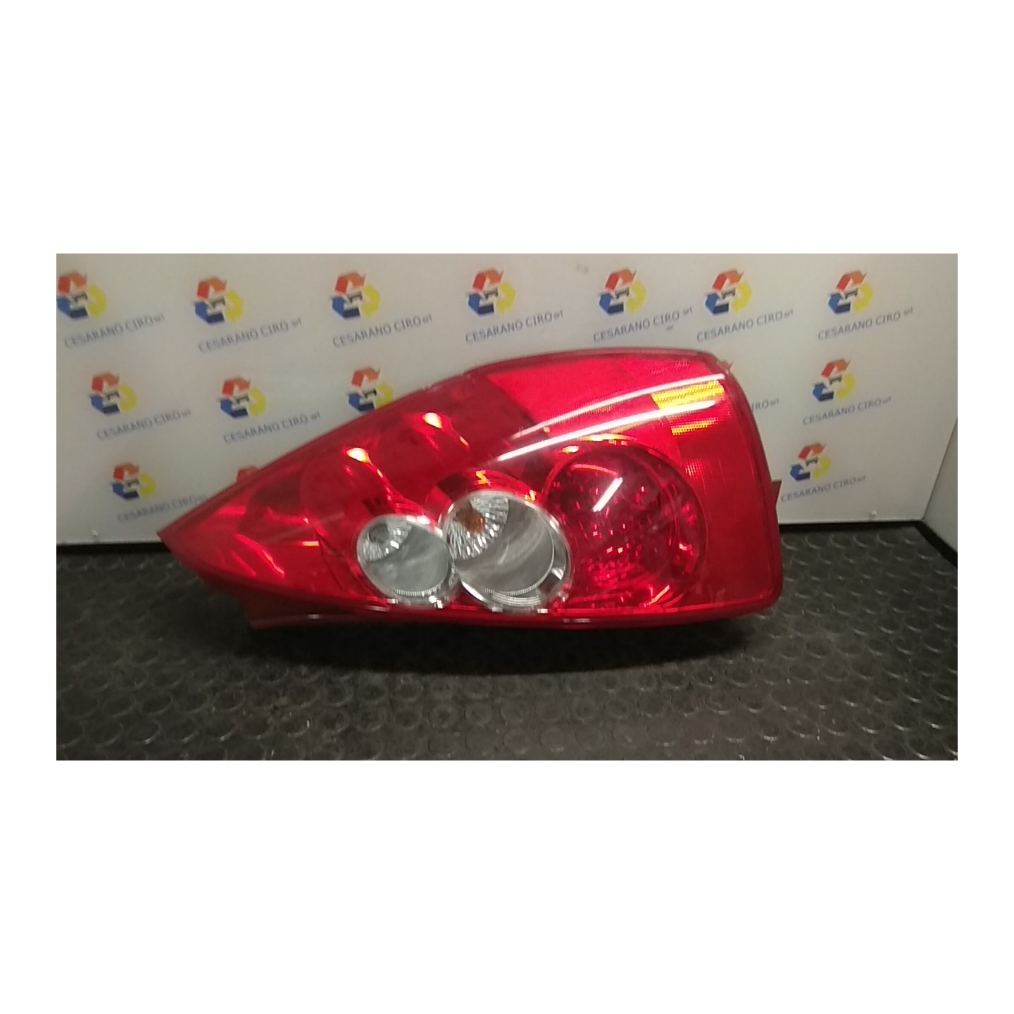 FANALE POST. DX. 182 MAZDA MAZDA 5 1A SERIE (07/05-10/10 RF C23551150E