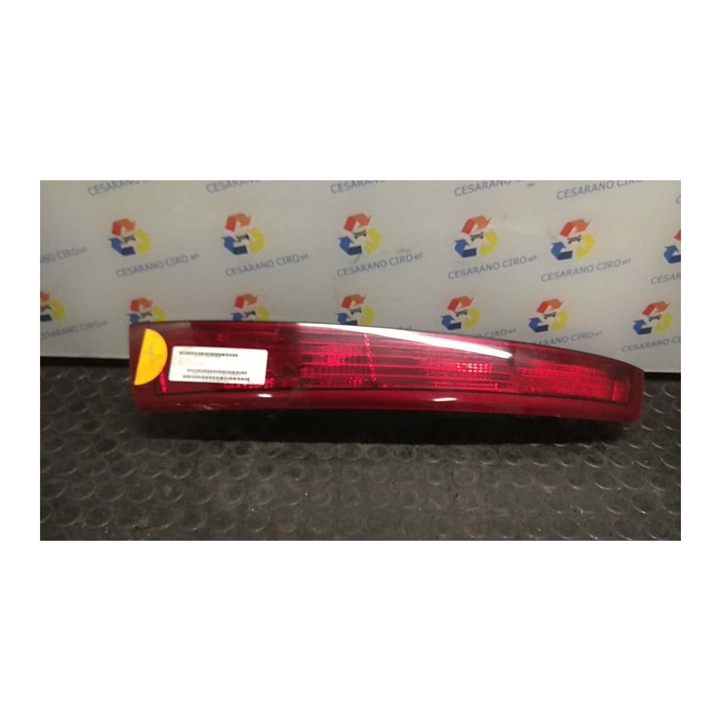 FANALE POST. PARTE SUP. DX 197 TATA INDICA (01/01-) 475SI48 NB4242152002001DX