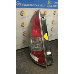 FANALE POST. SX. 210 DAIHATSU SIRION 2A SERIE (01/05-)  81560B1020