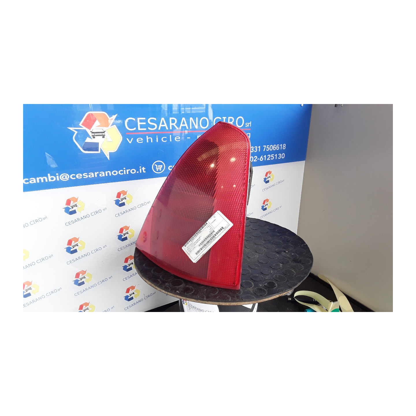 FANALE POST. DX. 030 RENAULT CLIO 2A SERIE (04/98-04/01) D7FD7 7700410518