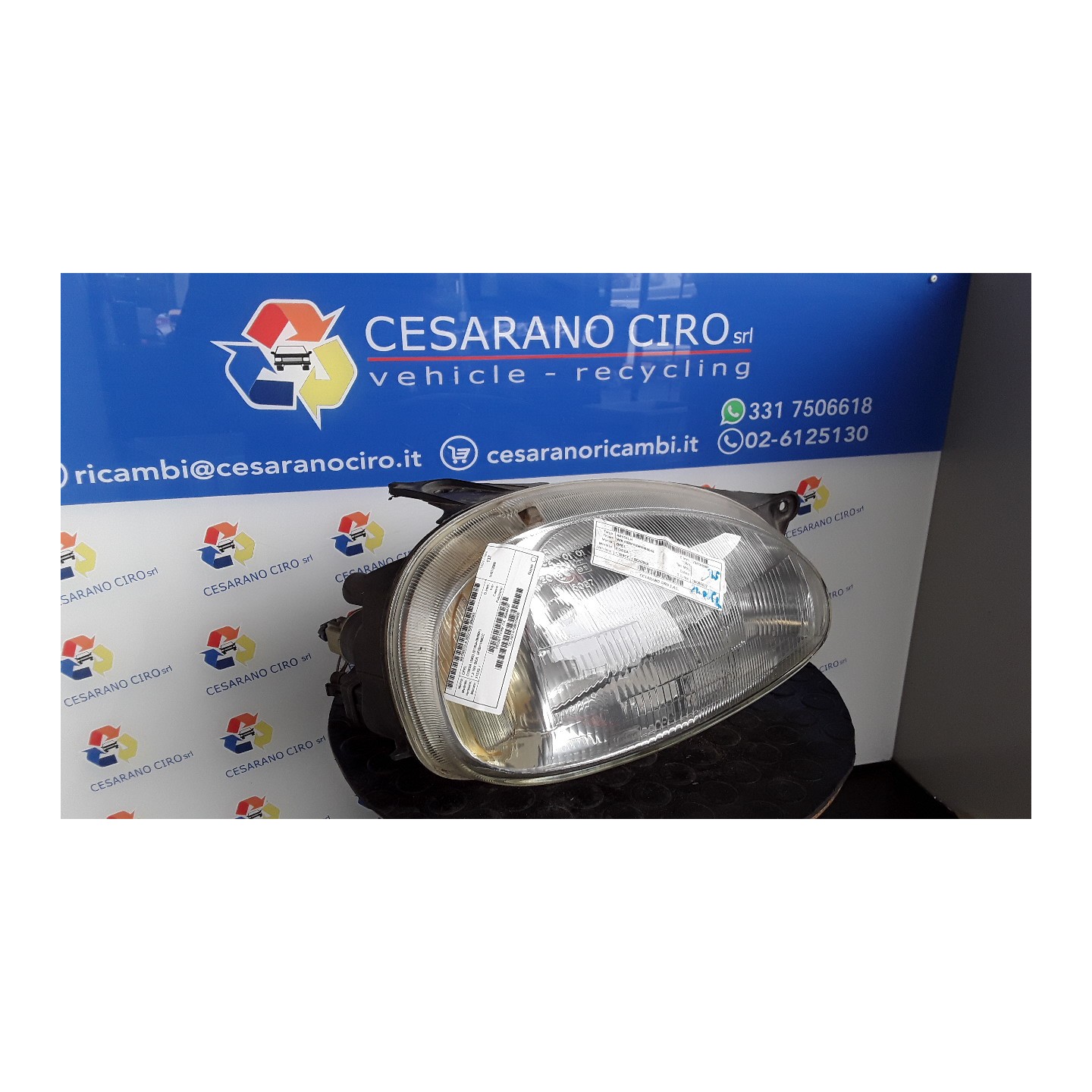 PROIETTORE DX. 043 OPEL CORSA (S93) (01/93-09/00) X12XE 90444787