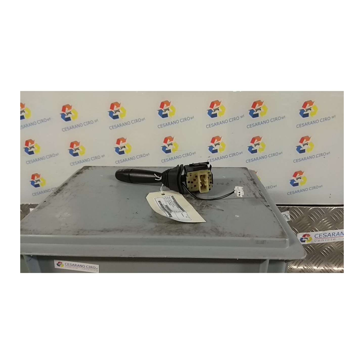 BLOCCO COMANDI TERGICRISTALLI 019 CHEVROLET (DAEWOO) SPARK (M300) (01/10-12/15) B10D1 96948586