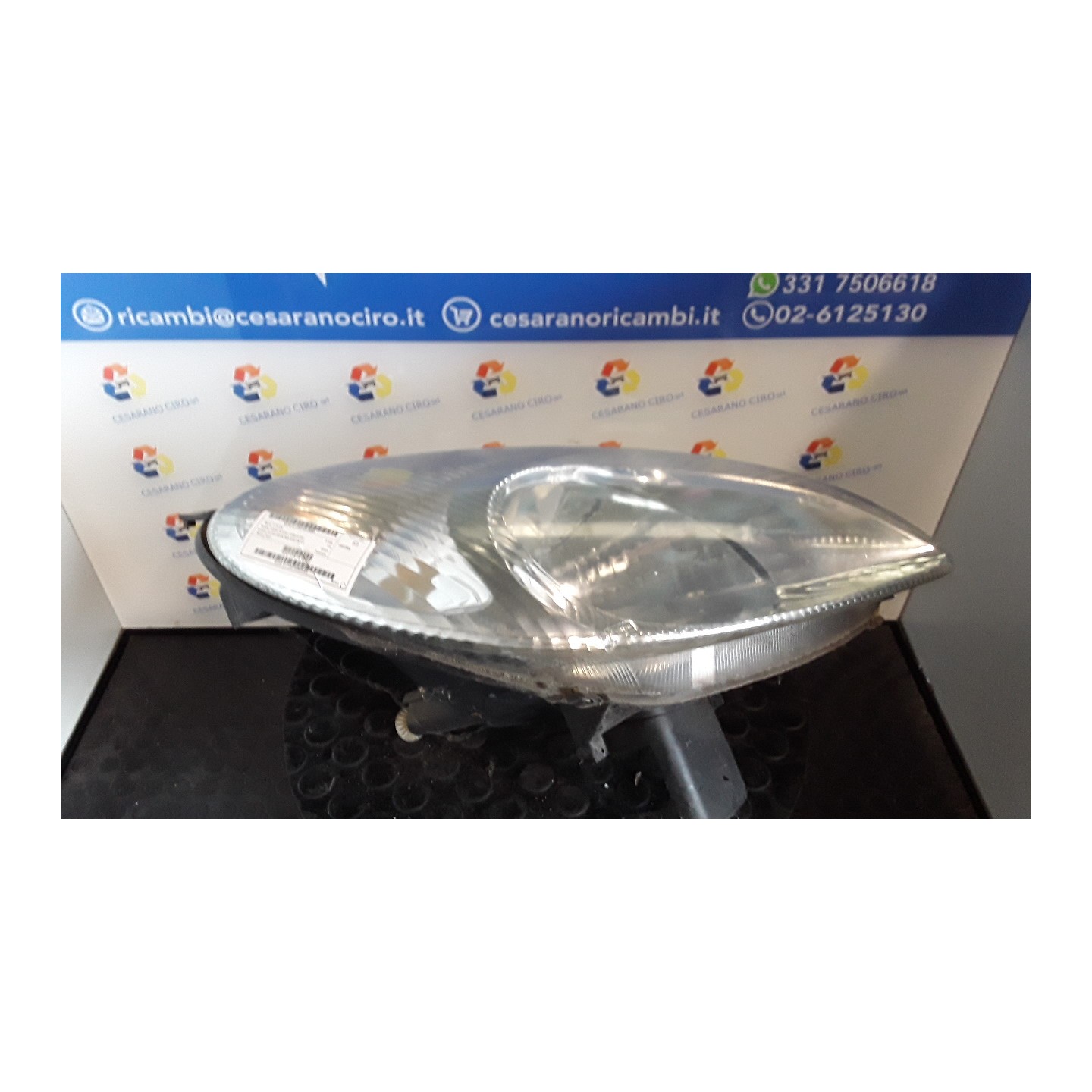 PROIETTORE DX. 061 CITROEN XSARA PICASSO (12/99-01/10) RHY 6205W0