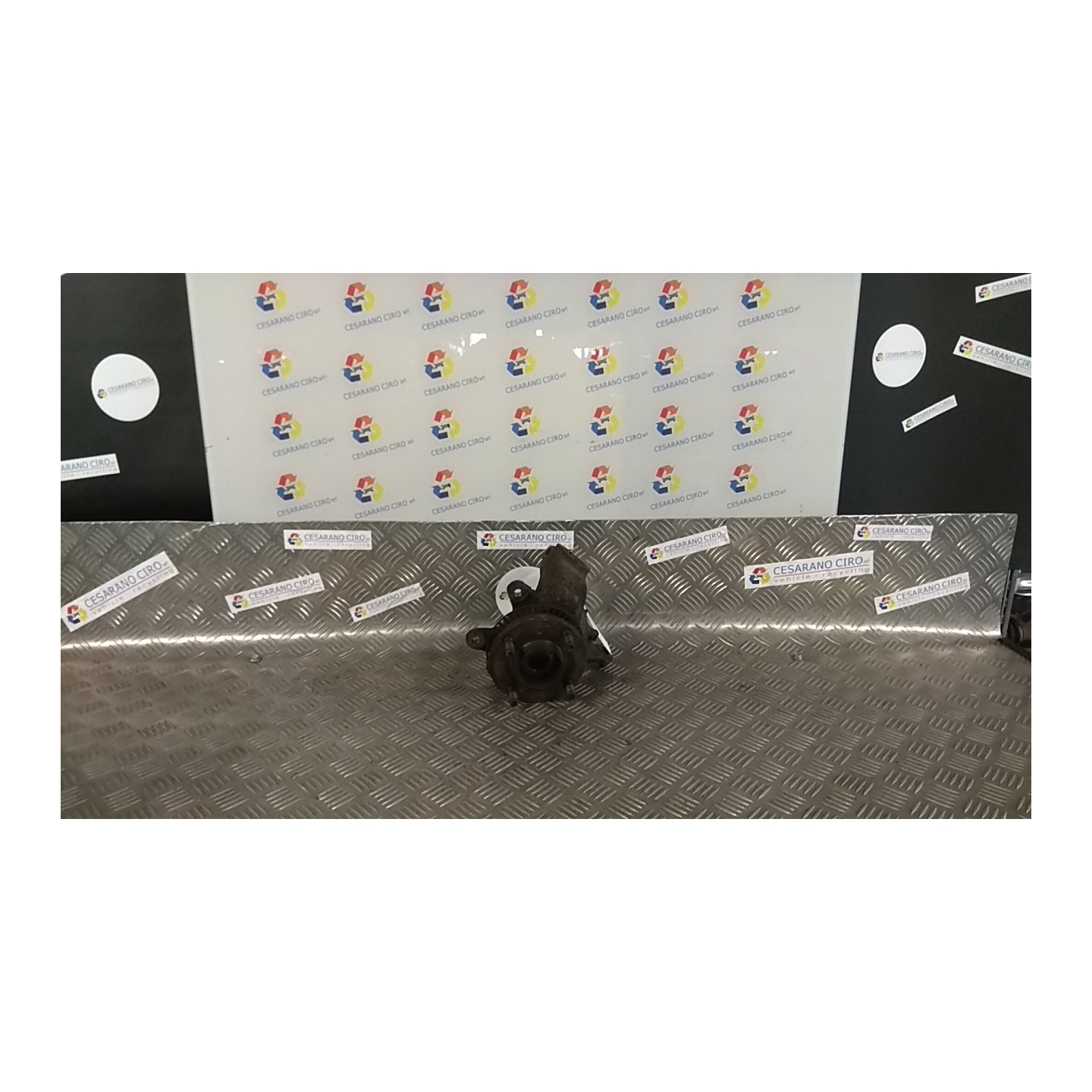 MONTANTE SOSP. ANT. C/ABS SX. 091 FORD KA (CCQ) (11/96-10/08) A9A 1064169