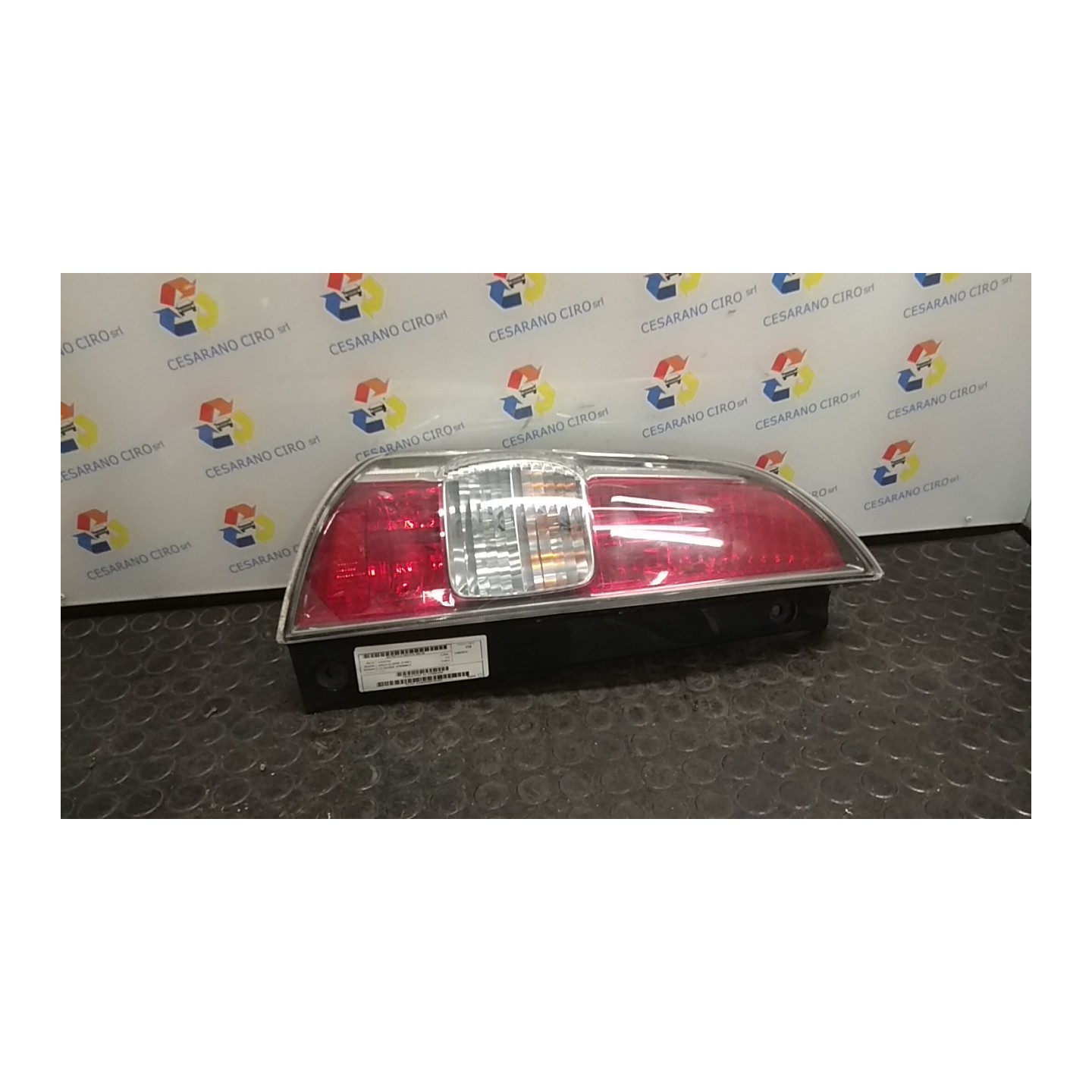 FANALE POST. SX. 140 DAIHATSU SIRION 2A SERIE (01/05-) 1KR 81560B1020
