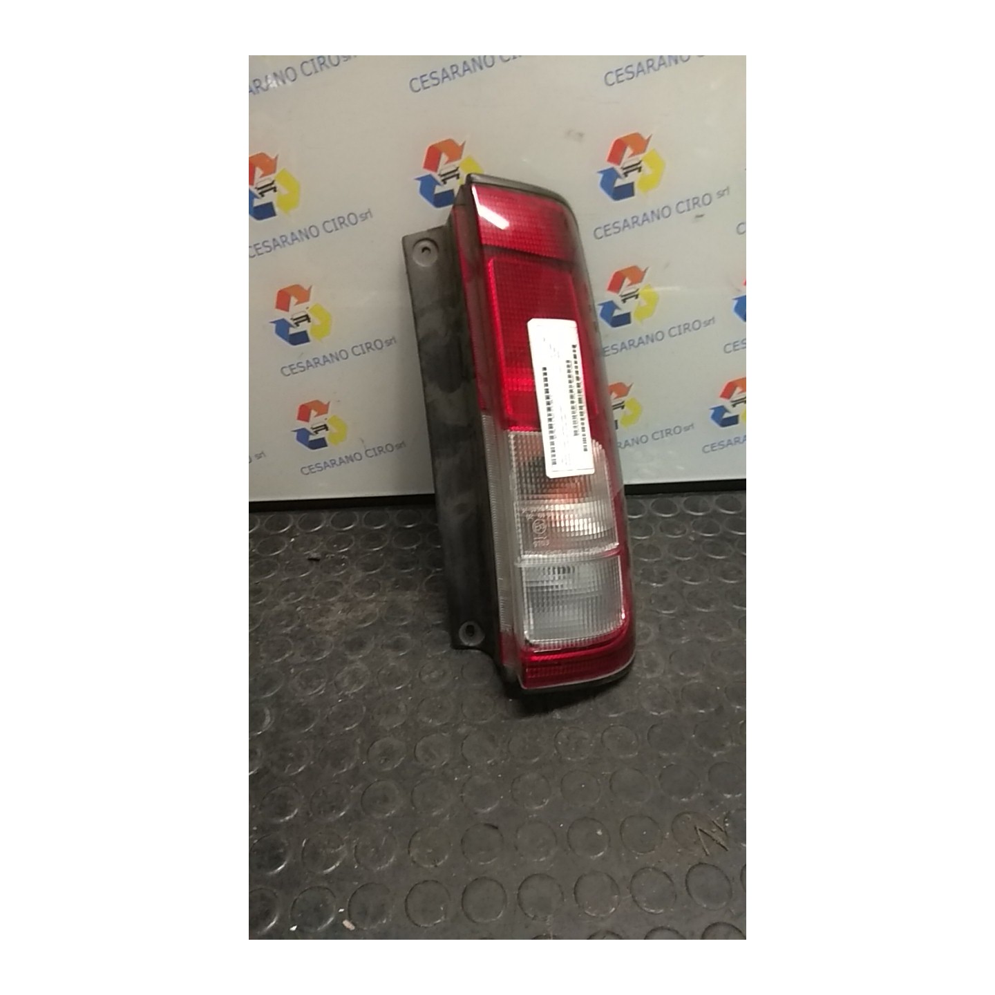 TRASPARENTE FANALE POST. DX. 147 SUZUKI IGNIS 1A SERIE (10/00-10/03) M13A 3565074G50000