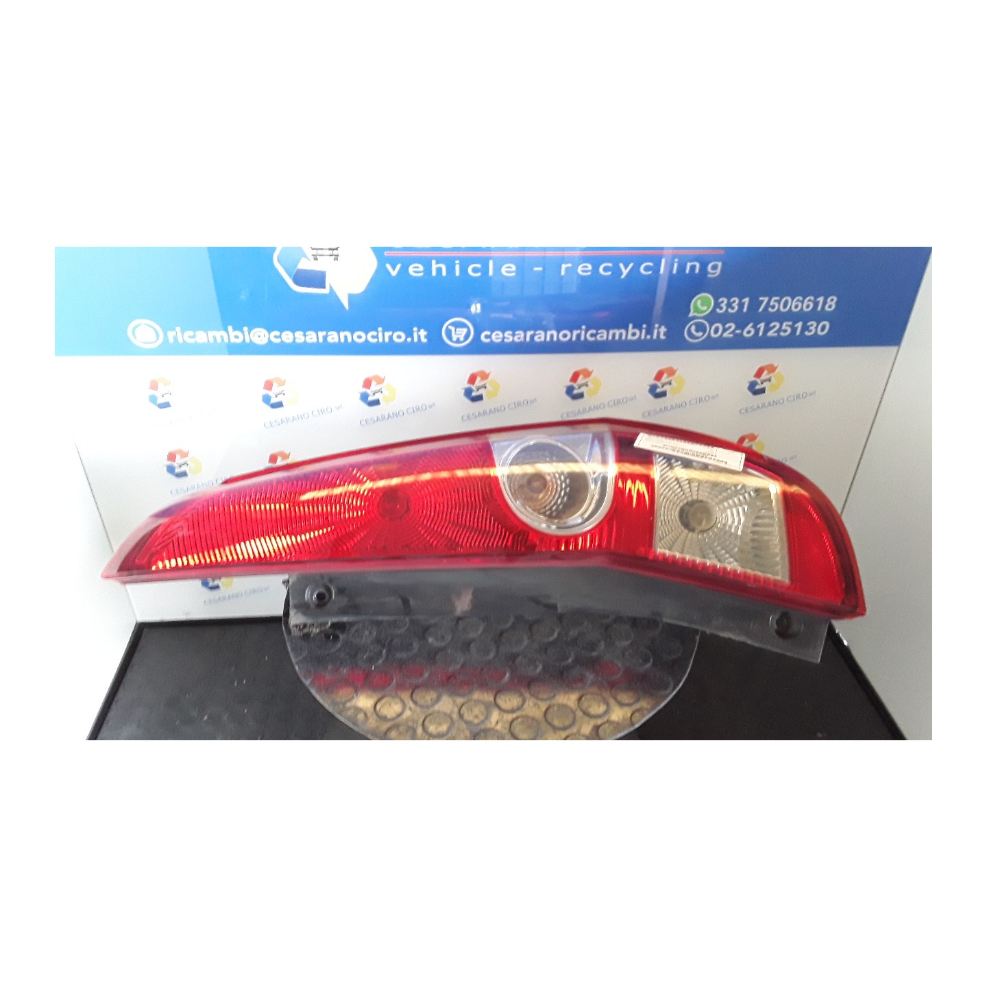 FANALE POST. DX. 070 SUZUKI SPLASH (02/08-10/15) K12B 3565051K00000
