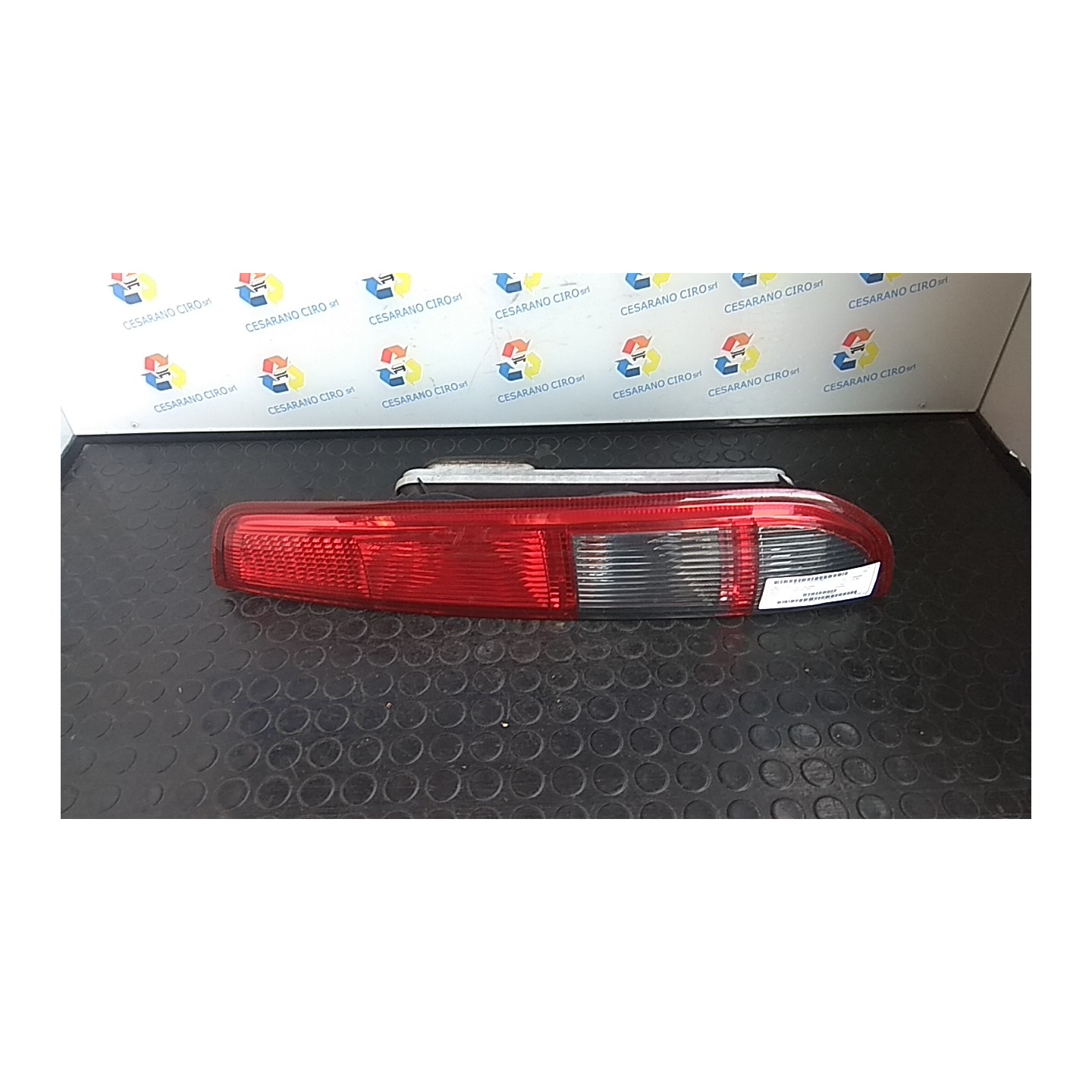 FANALE POST. DX. 123 FORD FOCUS (CAP) (11/04-06/08) KKDA 1420466