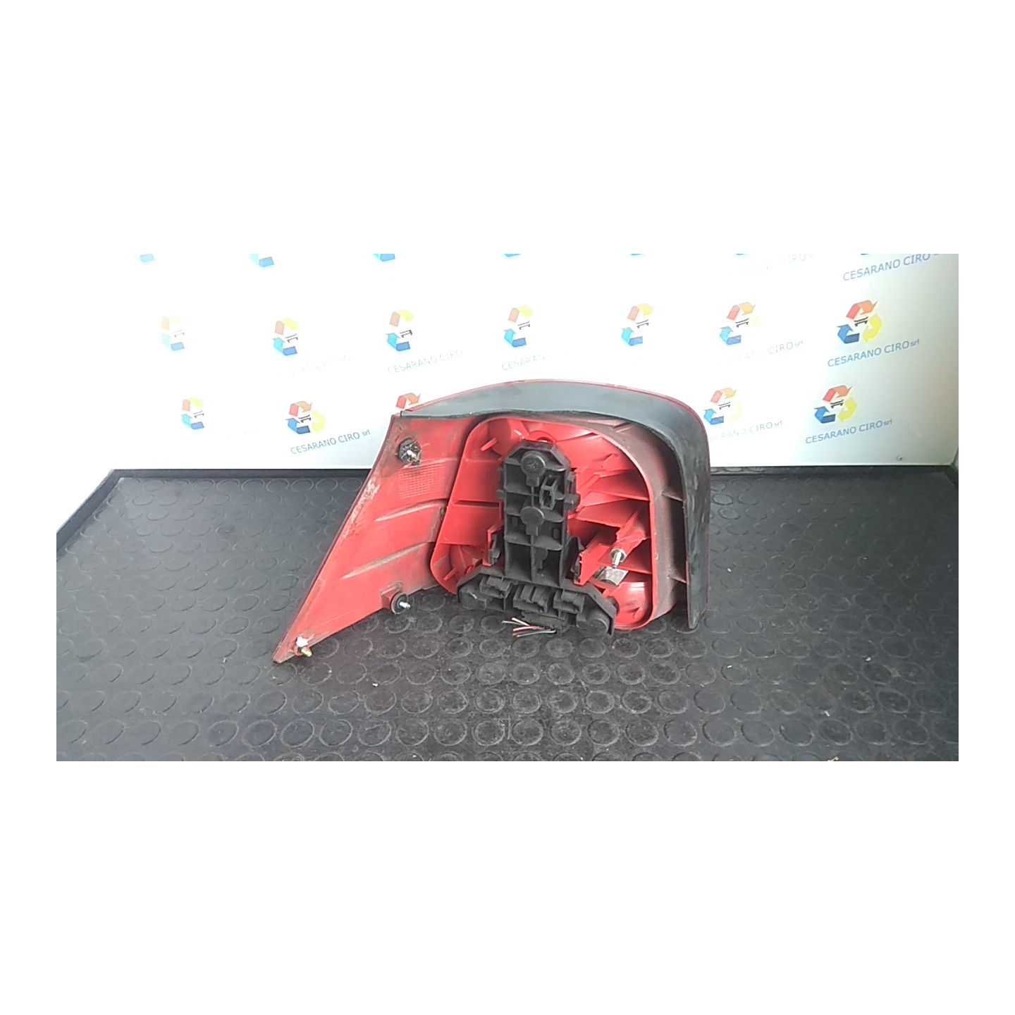 FANALE POST. DX. 175 VOLKSWAGEN GOLF (1J) (09/97-03/06) ATD 1J6945096R