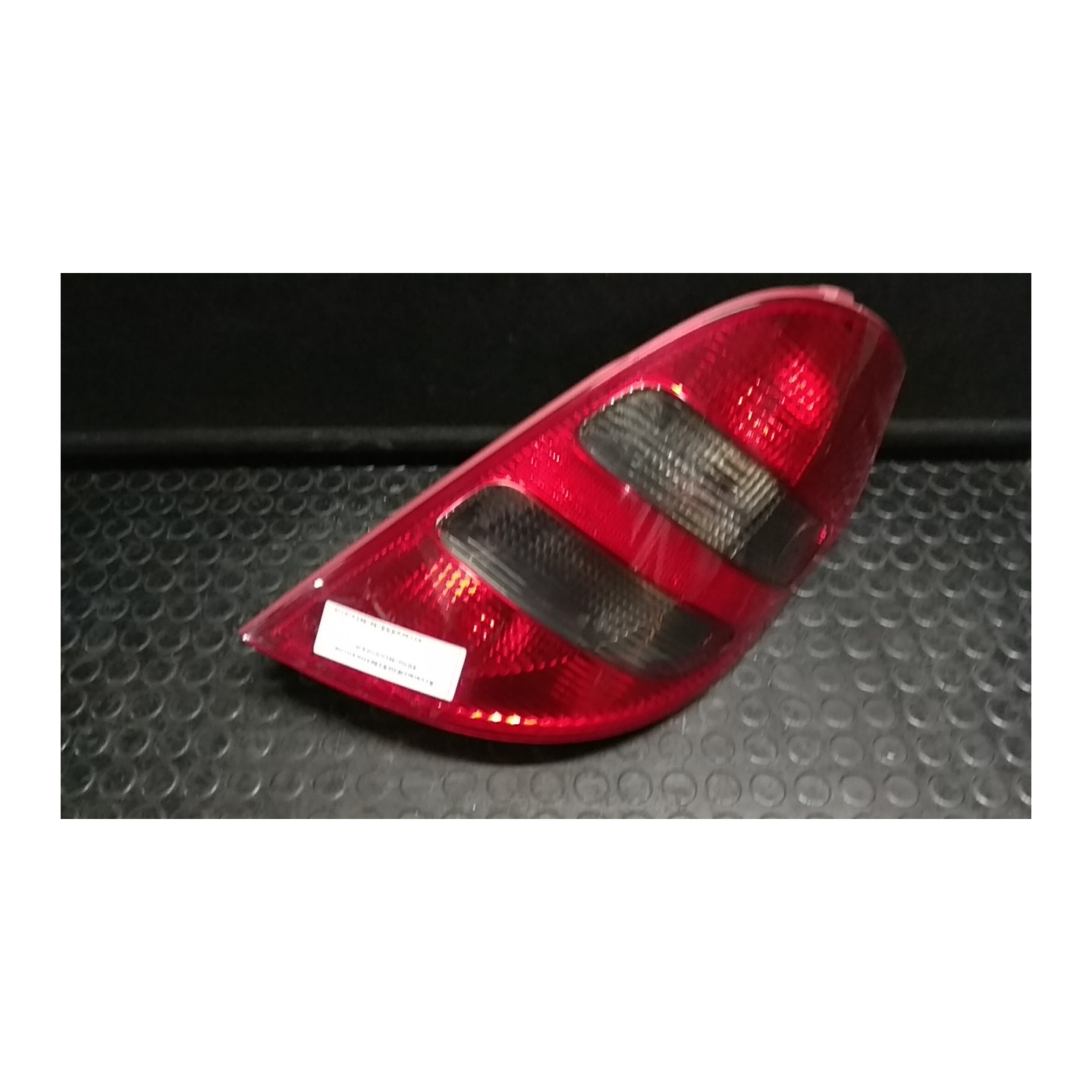 FANALE POST. P/AVANTGARDE DX. 031 MERCEDES-BENZ CLASSE A (W/C169) (07/04-04/13 266920 A1698203064