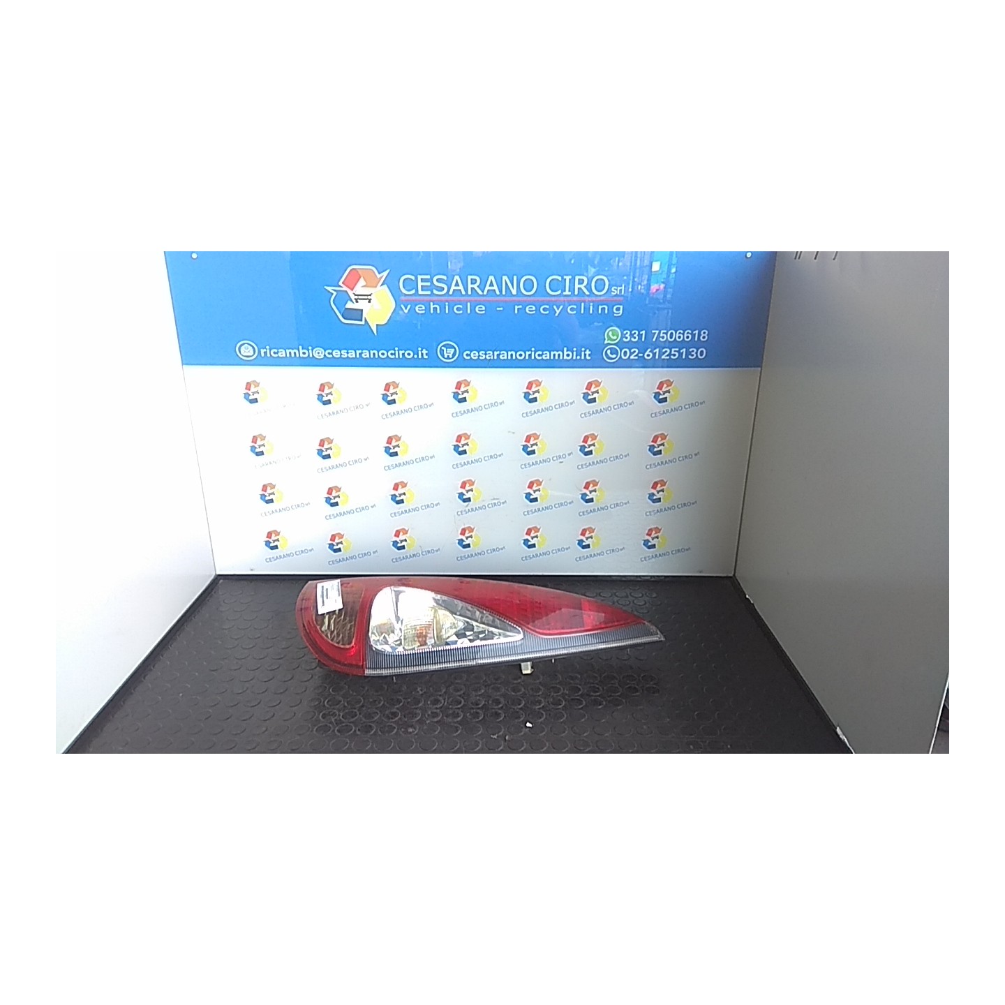 FANALE POST. DX. 248 TOYOTA YARIS VERSO (01/03-06/07) 1NDTV 8155052350