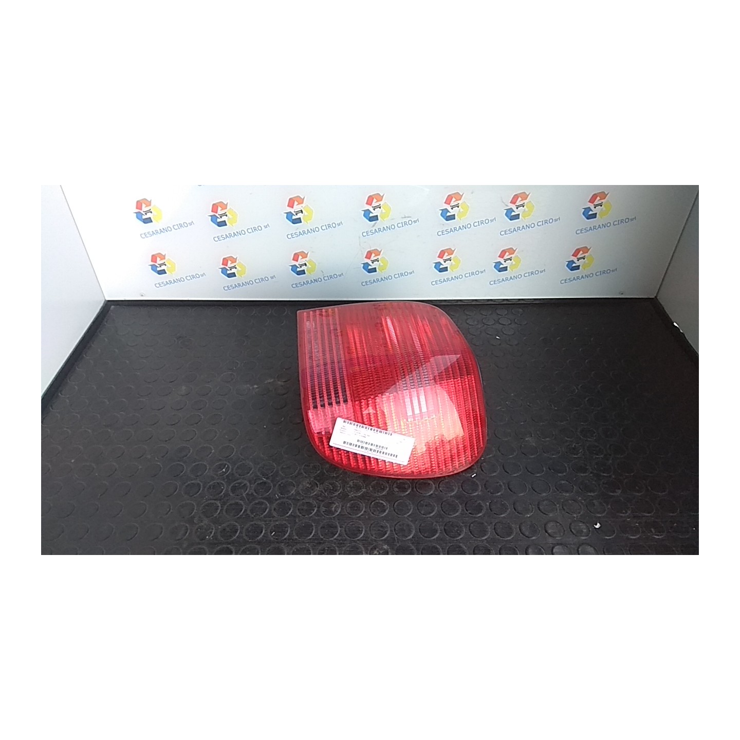 FANALE POST. DX. 309 VOLKSWAGEN POLO 3A SERIE (11/94-09/01) AKK 6N0945096B