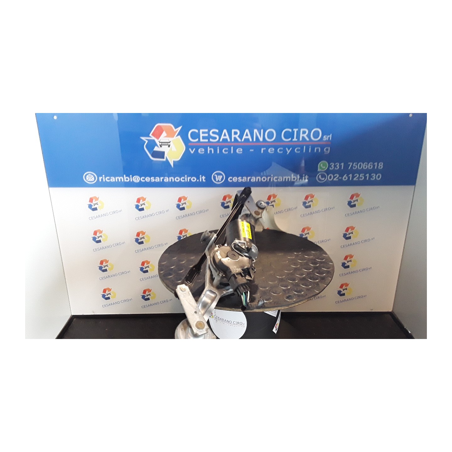 MOTORINO TERGIPARABREZZA 330 KIA RIO 3A SERIE (08/11-09/15) D3FA 981101W000